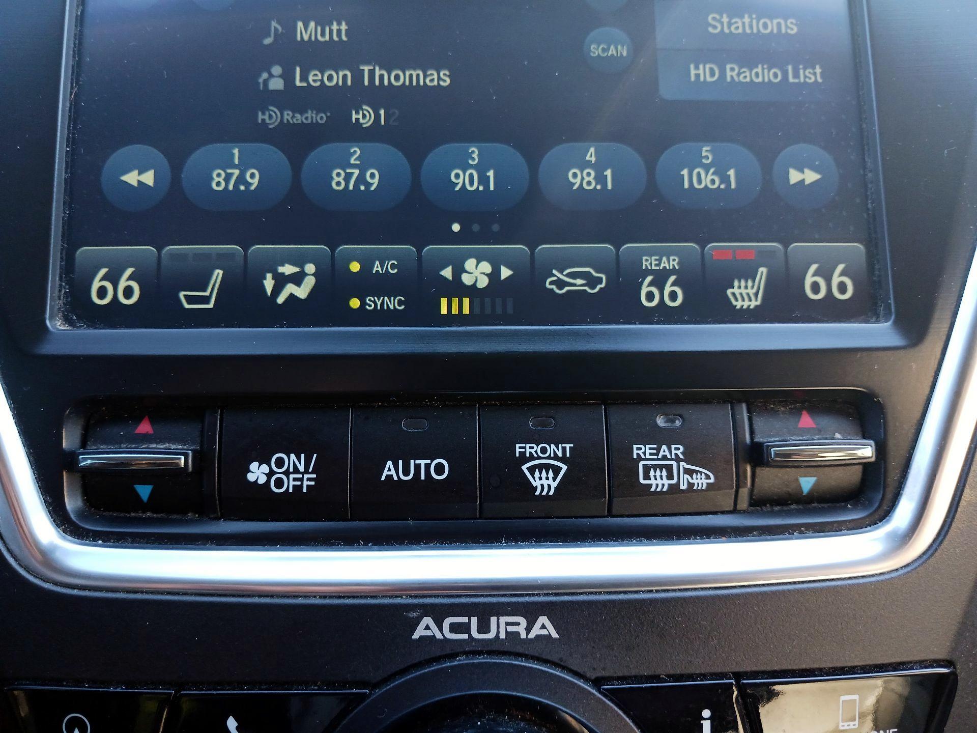 Thumbnail: 2019 Acura MDX - 15