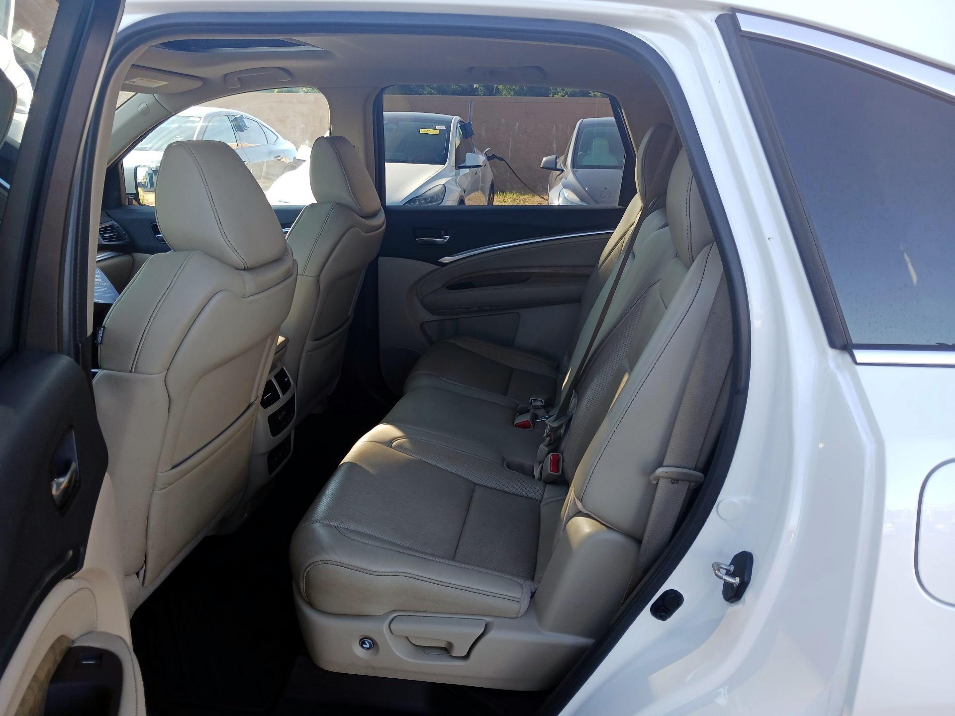 Thumbnail: 2019 Acura MDX - 19