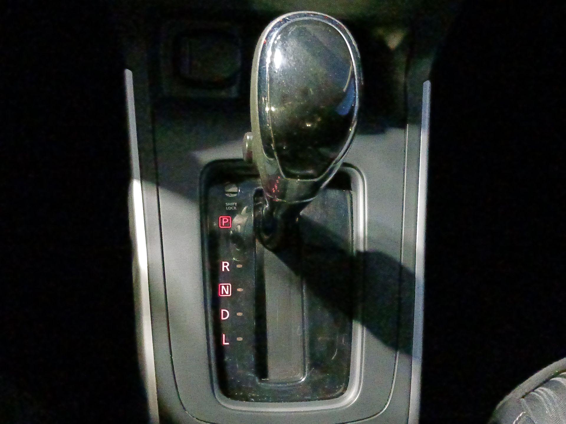 Thumbnail: 2016 Nissan Sentra - 15