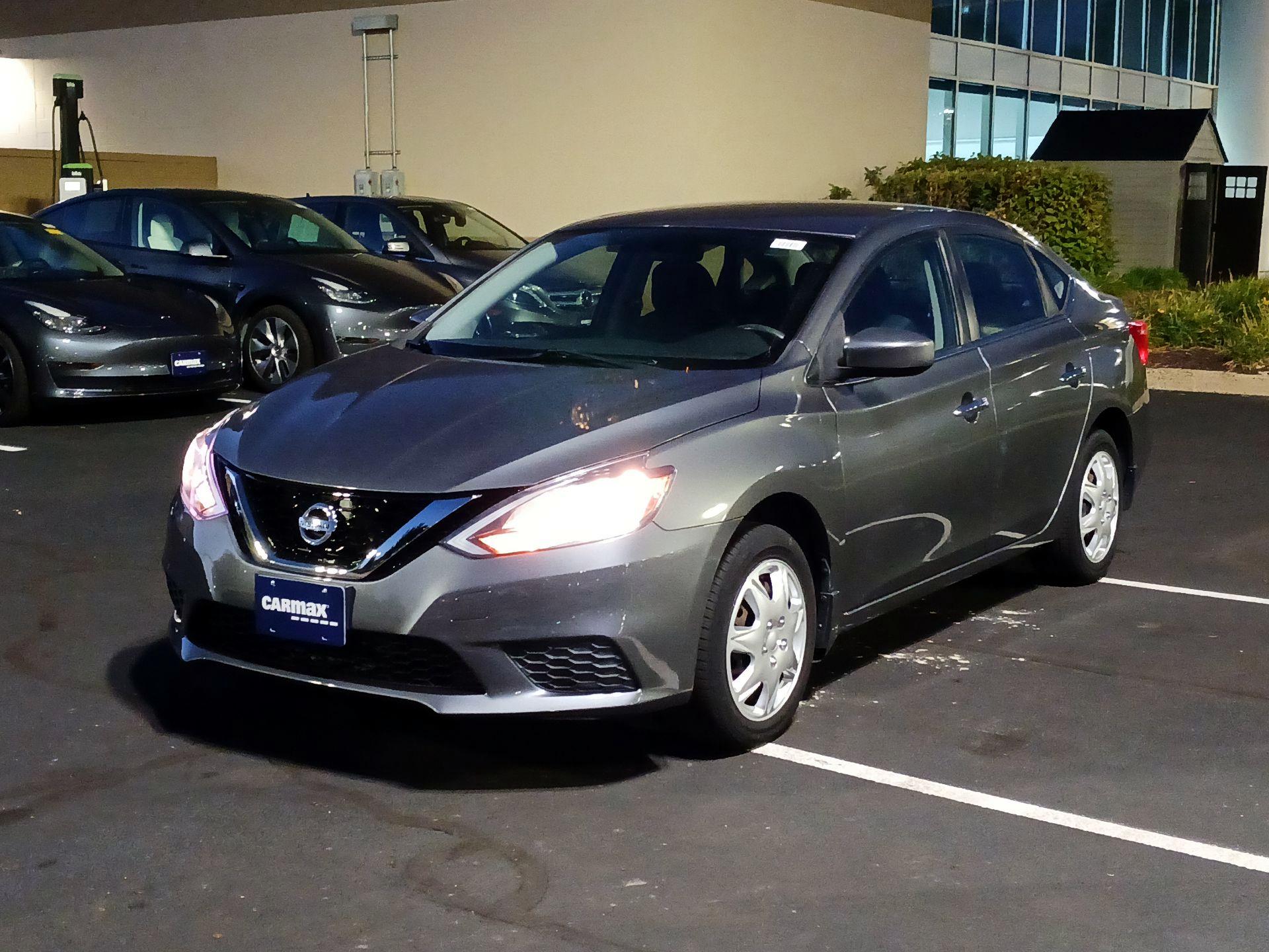 Thumbnail: 2016 Nissan Sentra - 3