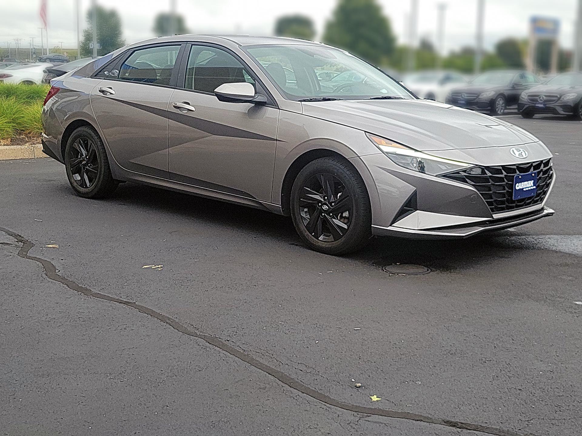 Thumbnail: 2023 Hyundai Elantra - 1