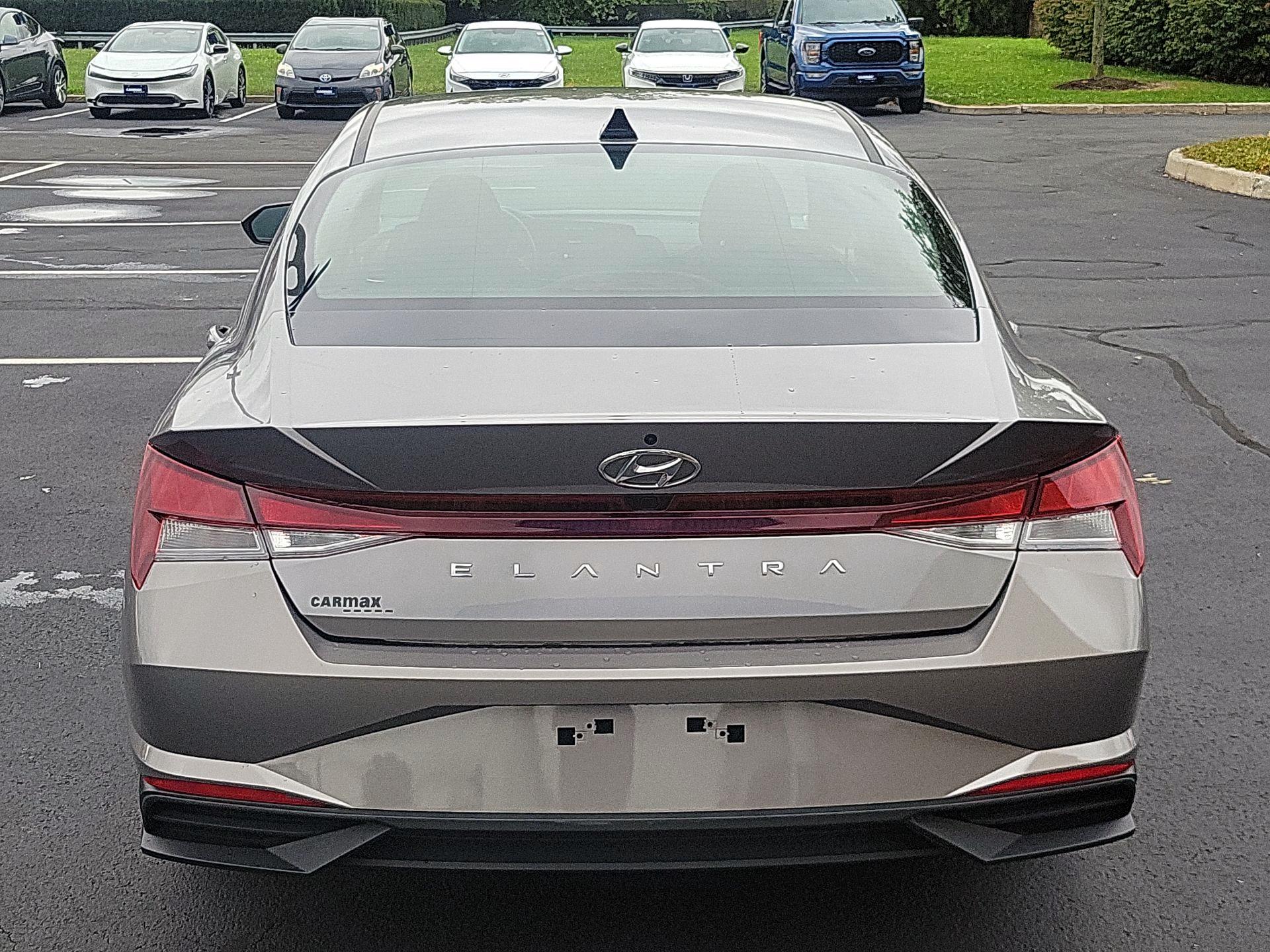 Thumbnail: 2023 Hyundai Elantra - 6
