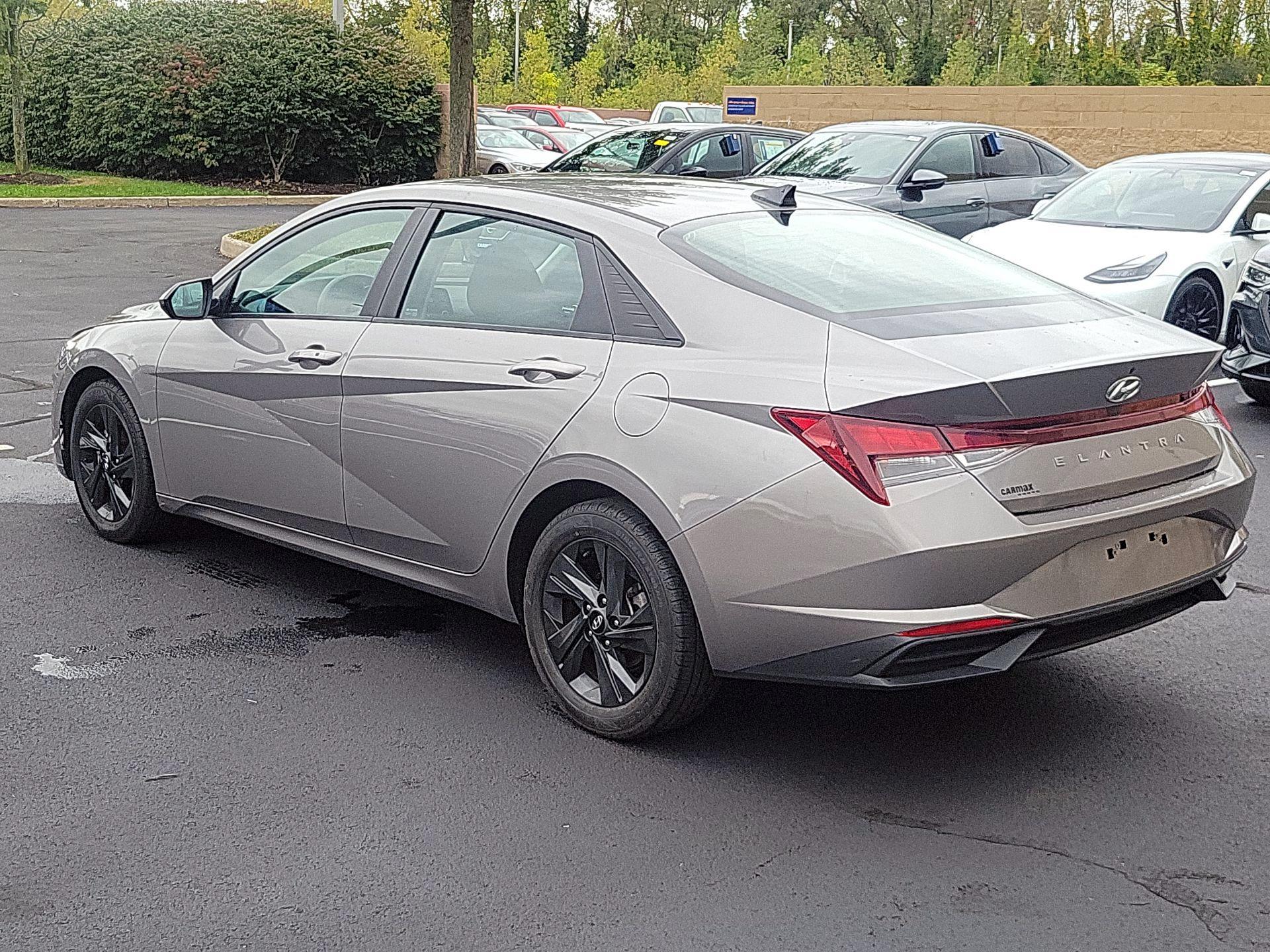 Thumbnail: 2023 Hyundai Elantra - 7