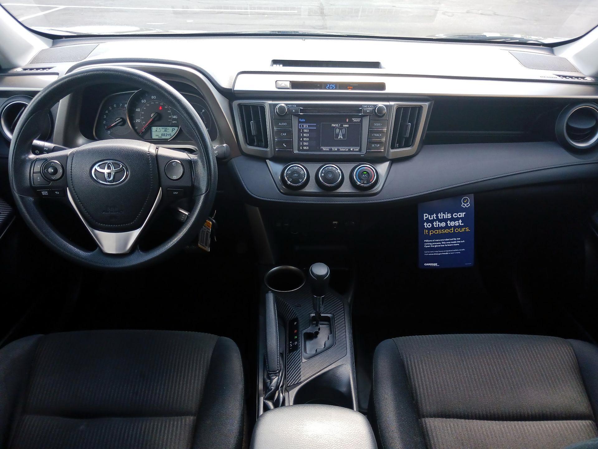 Thumbnail: 2014 Toyota RAV4 - 8