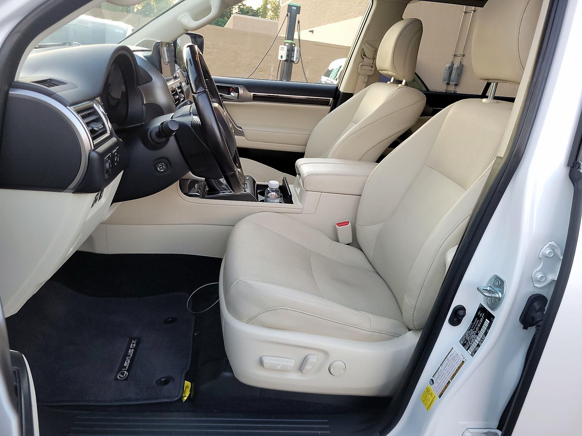 Thumbnail: 2022 Lexus GX - 9