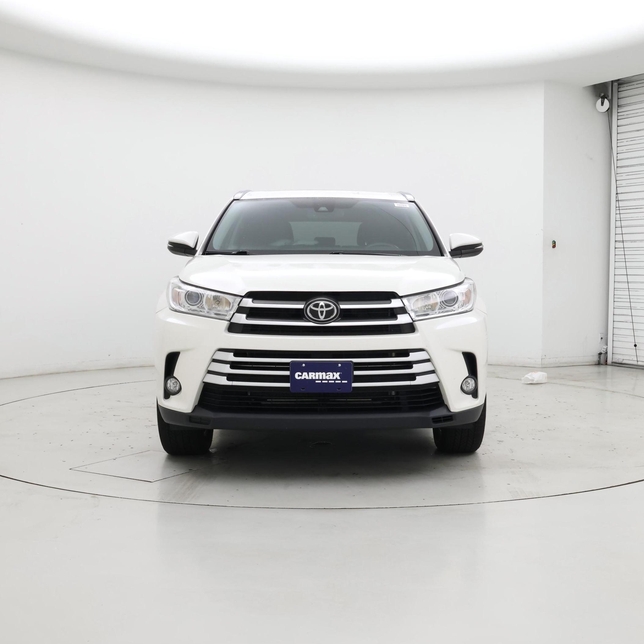 Thumbnail: 2019 Toyota Highlander - 5