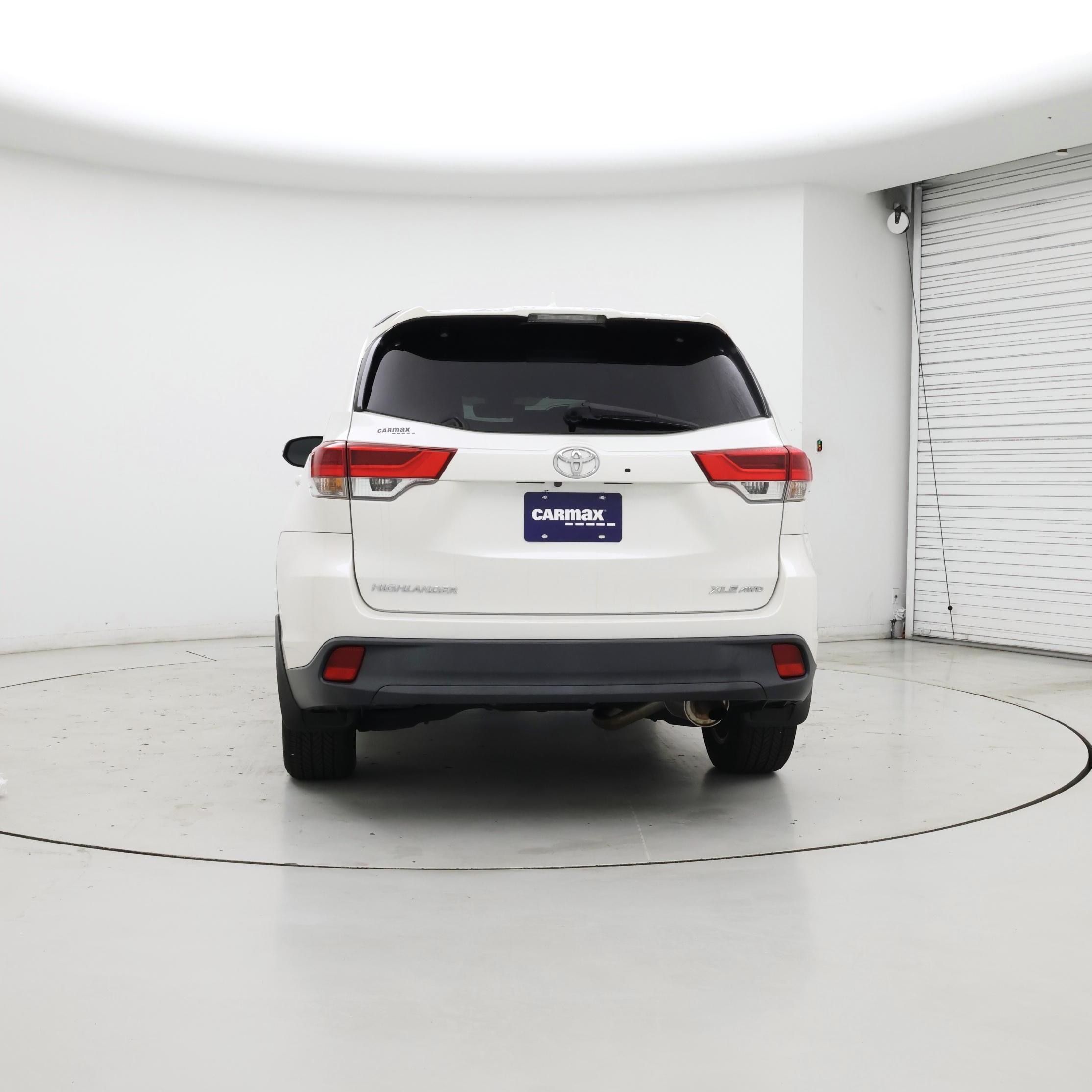 Thumbnail: 2019 Toyota Highlander - 6