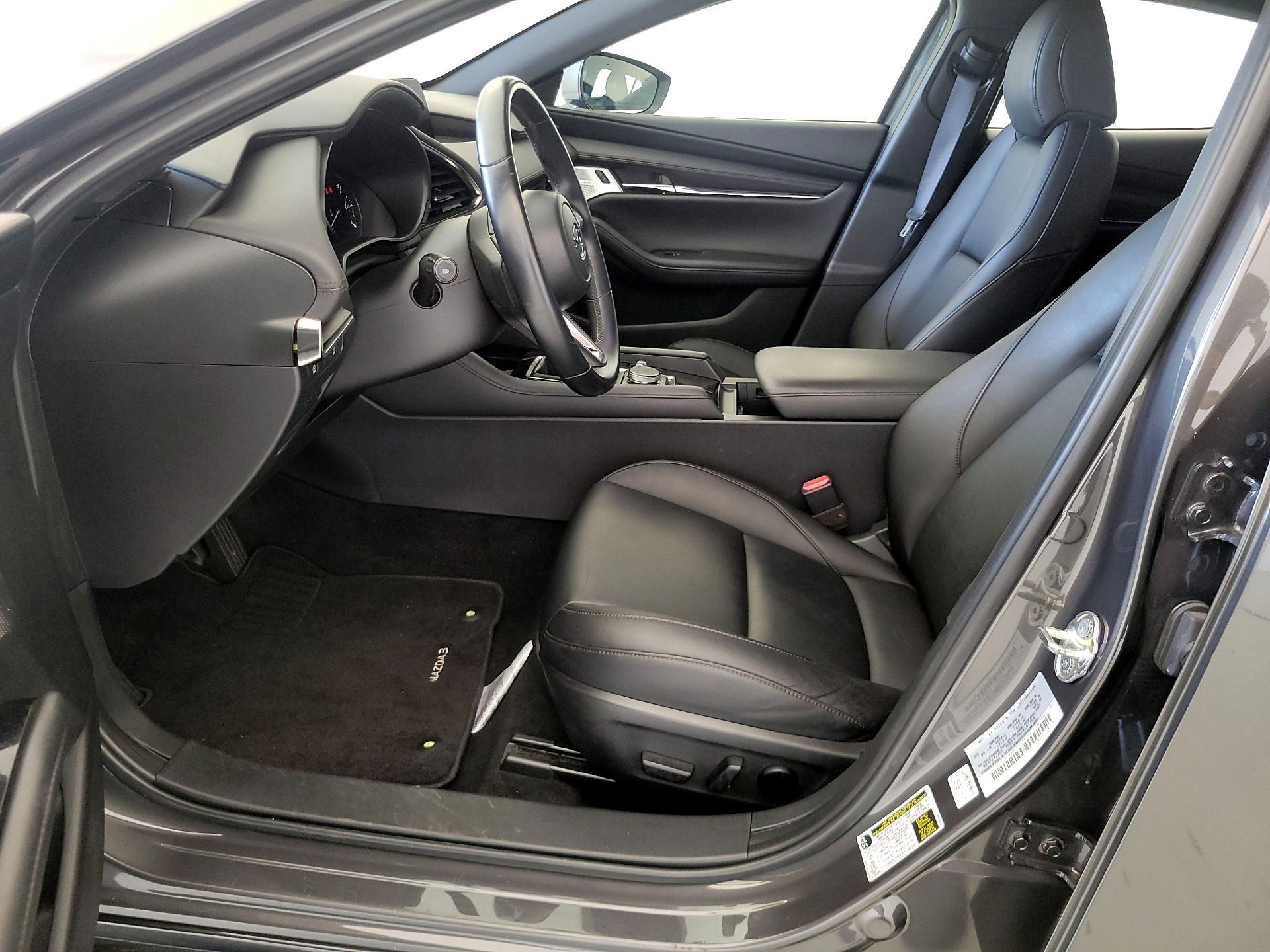 Thumbnail: 2019 Mazda Mazda3 - 11