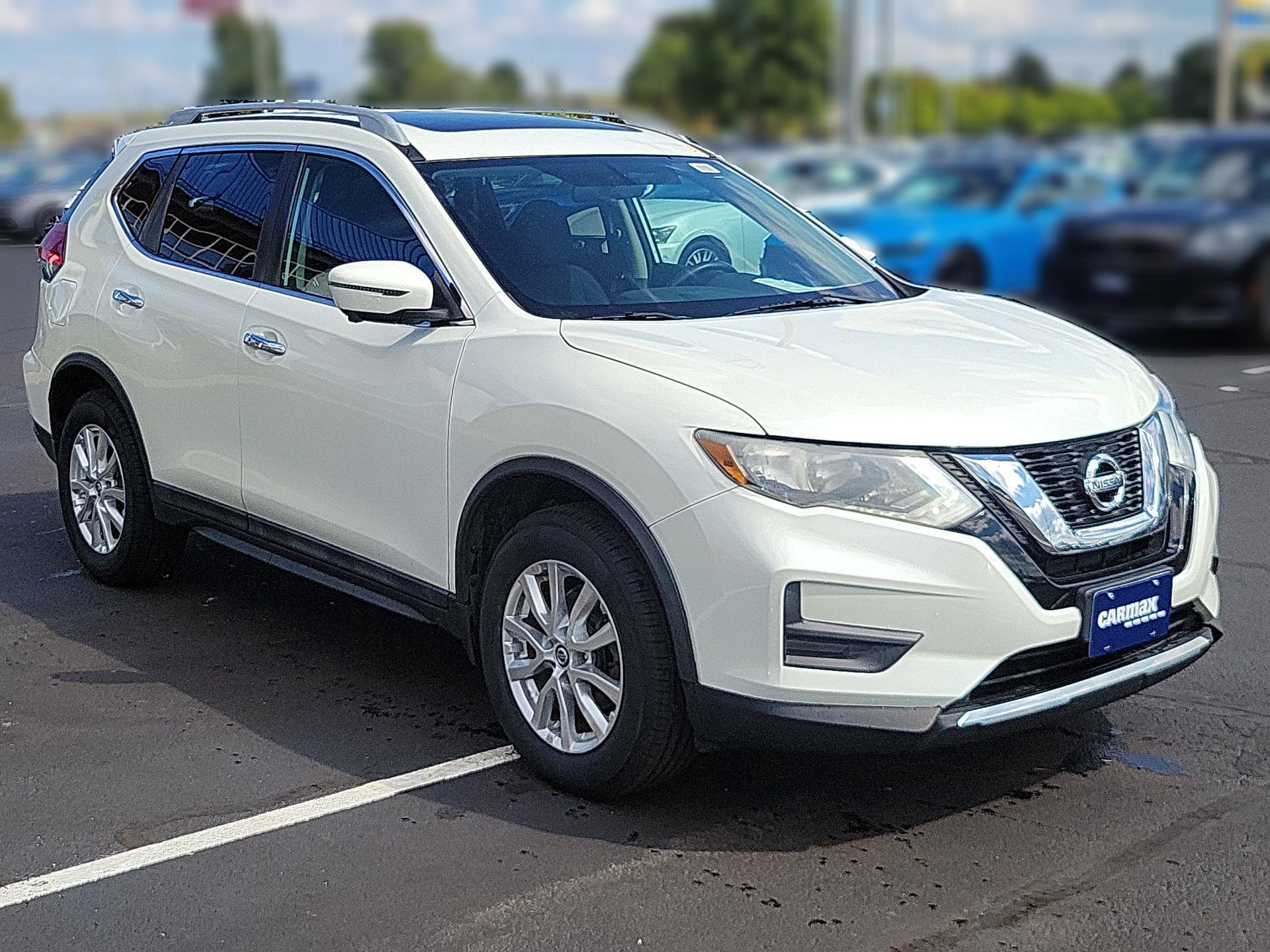 Thumbnail: 2017 Nissan Rogue - 1