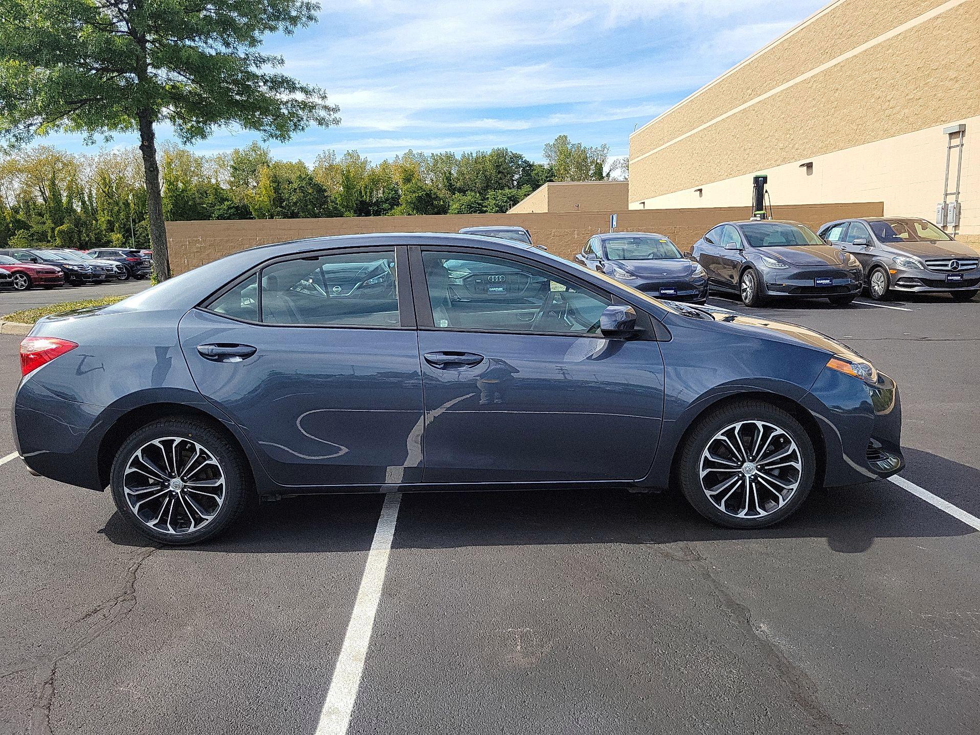 Thumbnail: 2017 Toyota Corolla - 4
