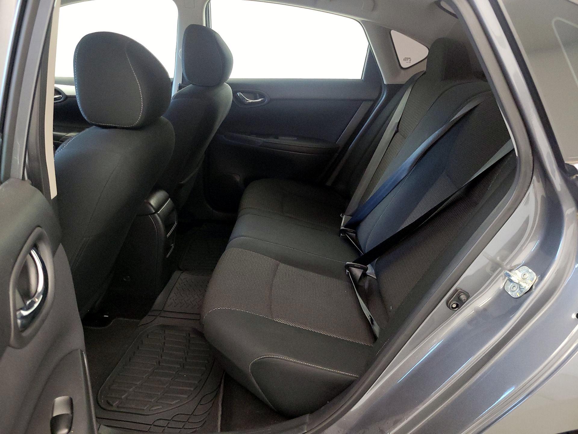 Thumbnail: 2019 Nissan Sentra - 19