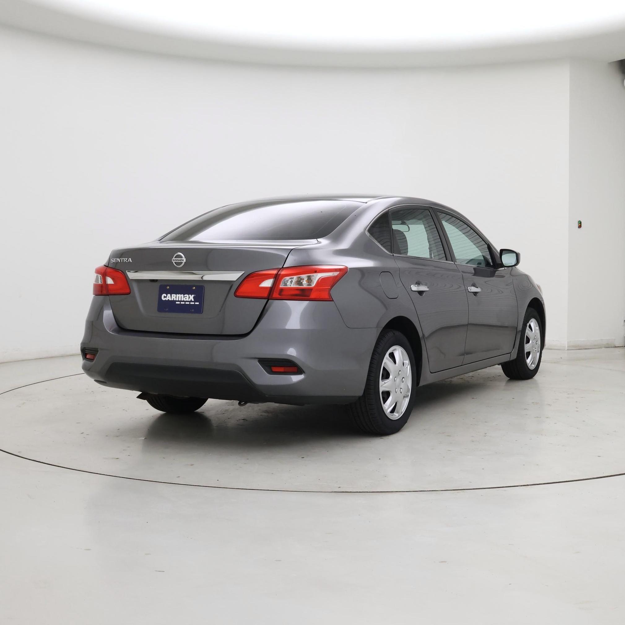 Thumbnail: 2019 Nissan Sentra - 8