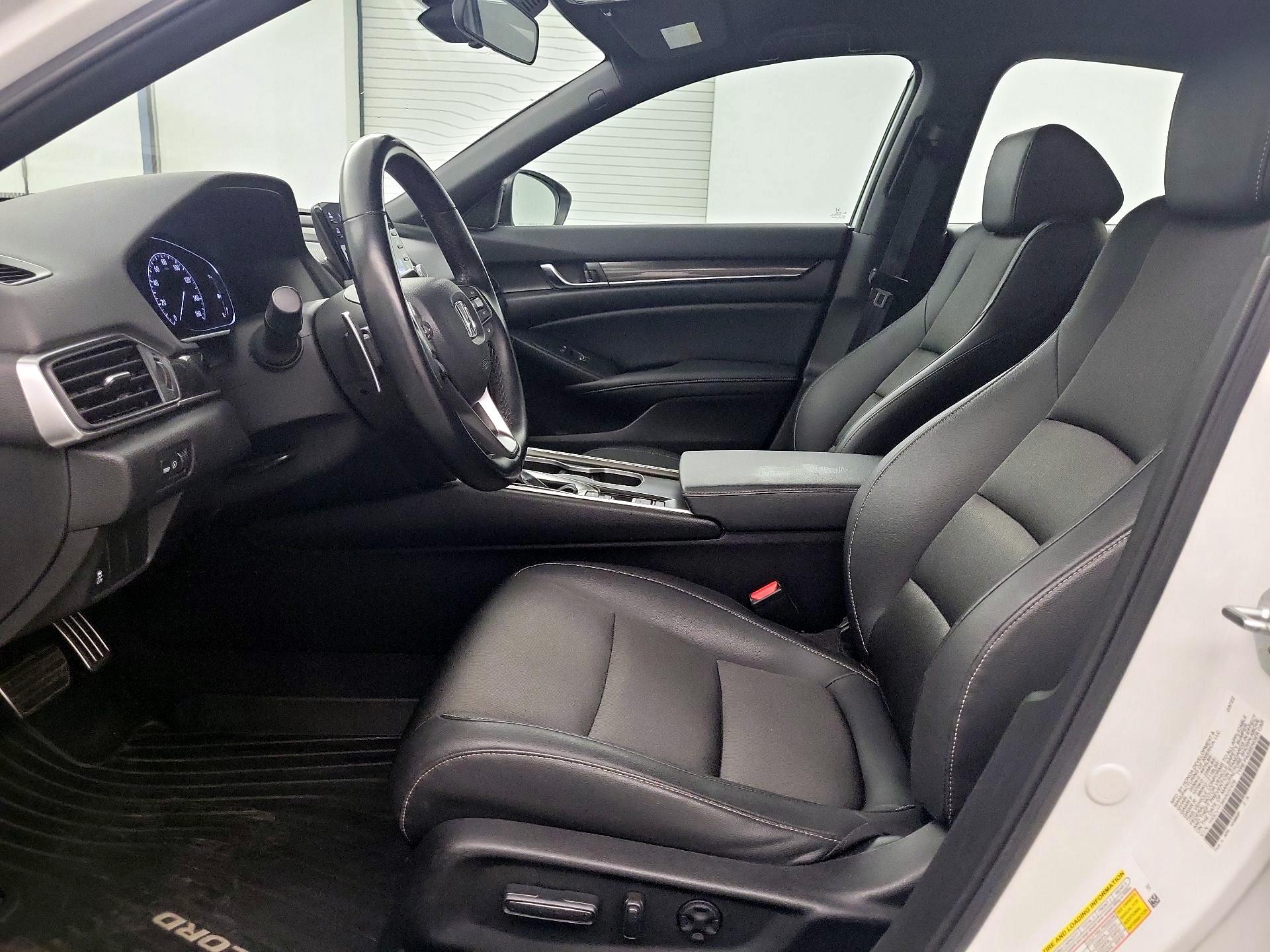 Thumbnail: 2022 Honda Accord - 9