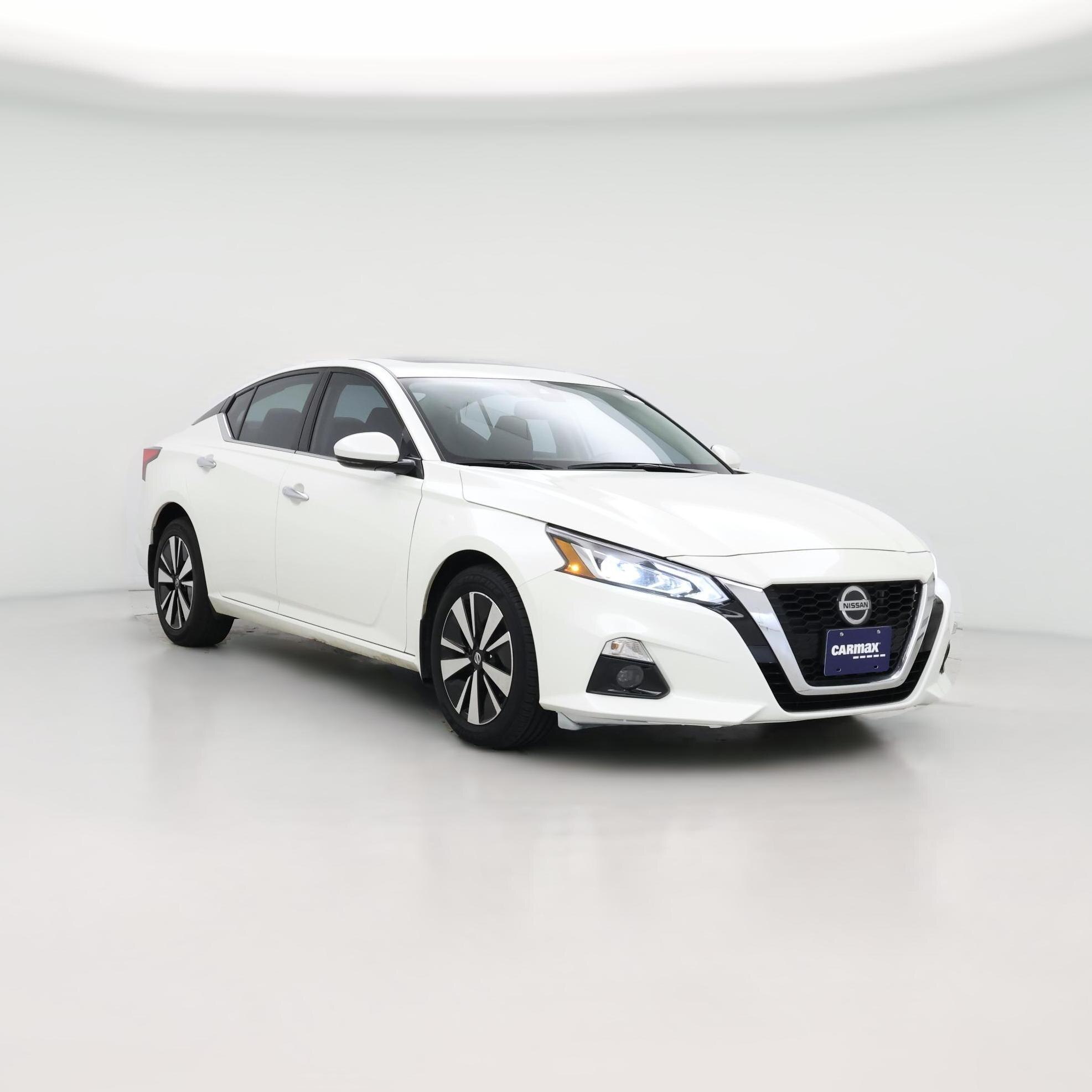 Thumbnail: 2020 Nissan Altima - 1