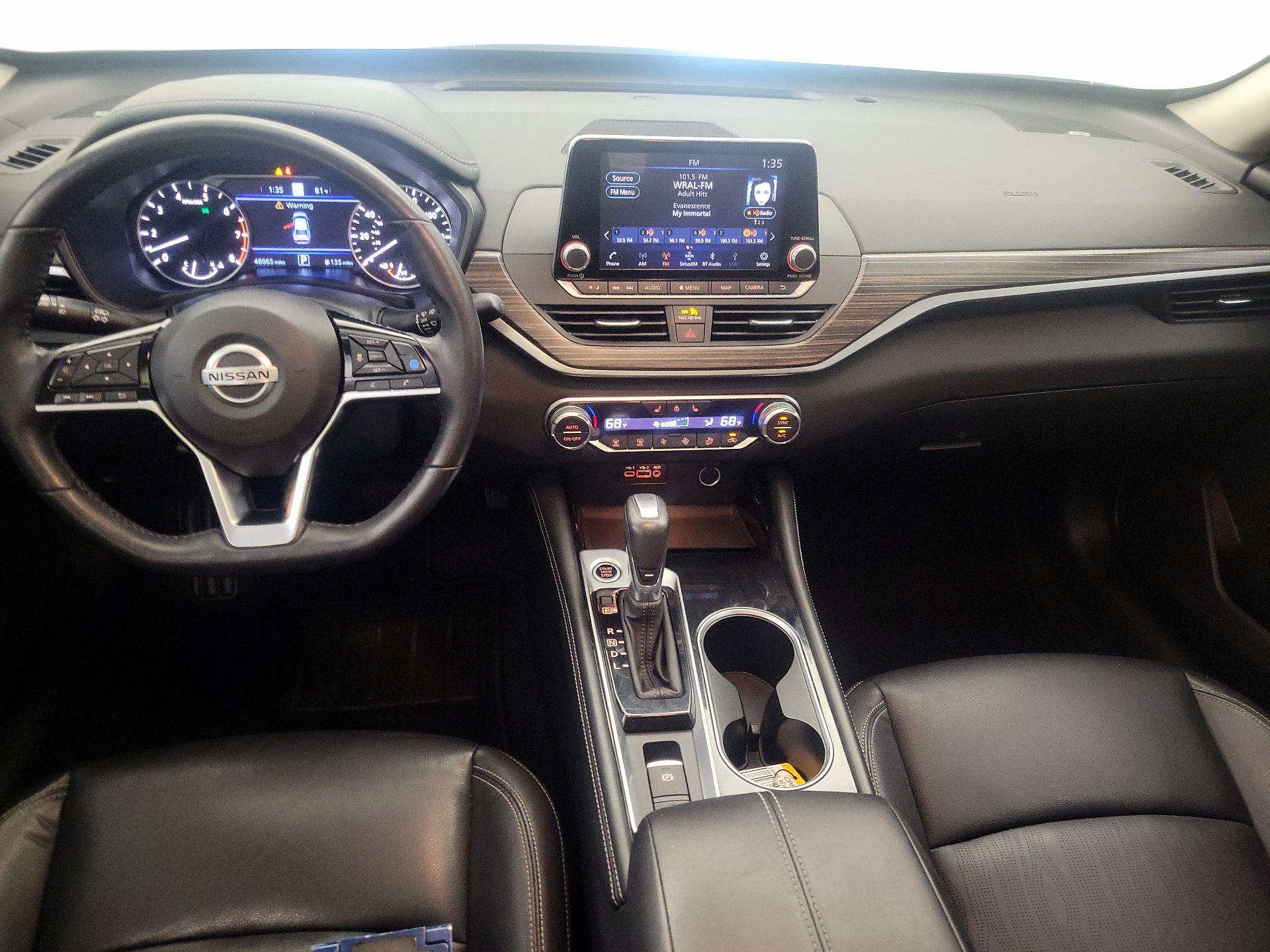 Thumbnail: 2020 Nissan Altima - 9