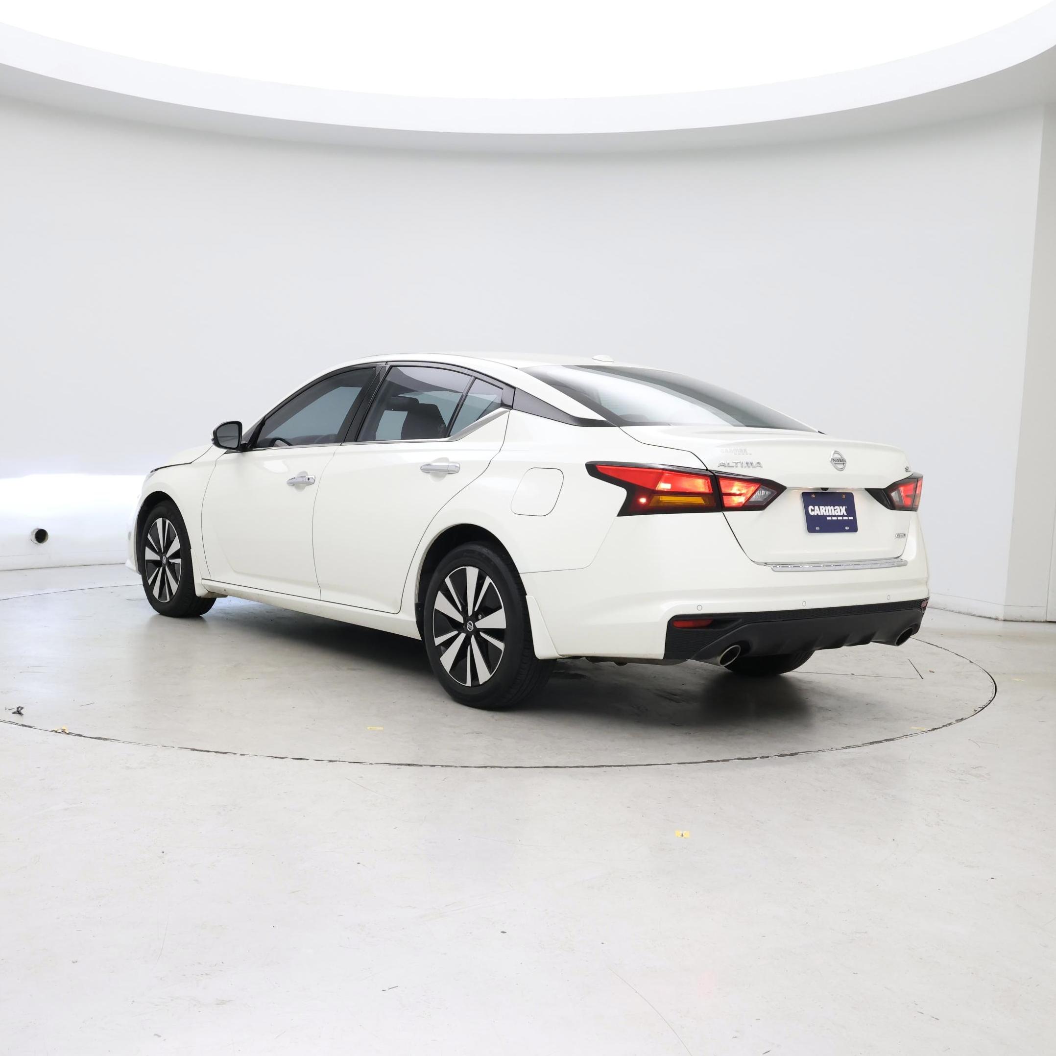 Thumbnail: 2020 Nissan Altima - 2