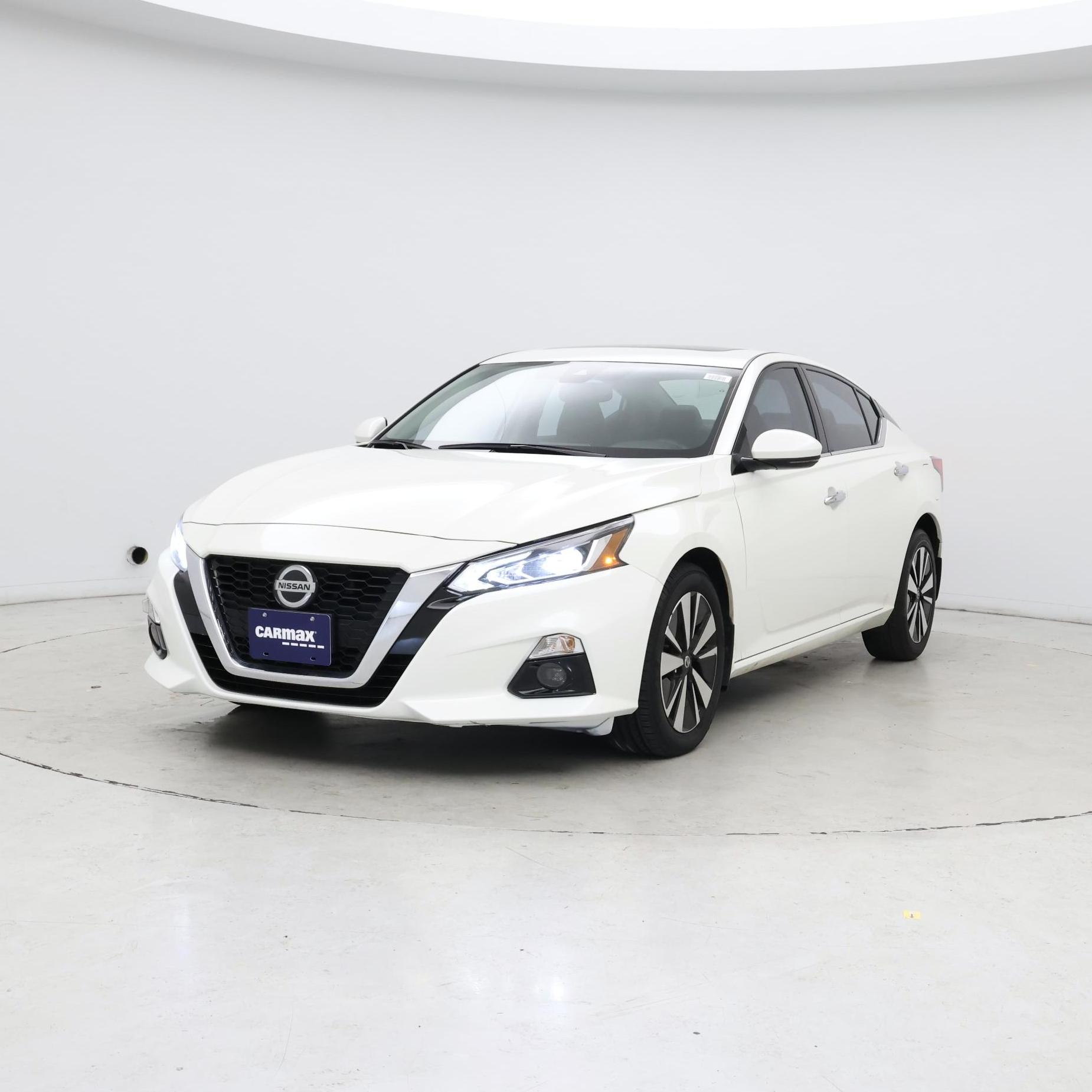 Thumbnail: 2020 Nissan Altima - 4