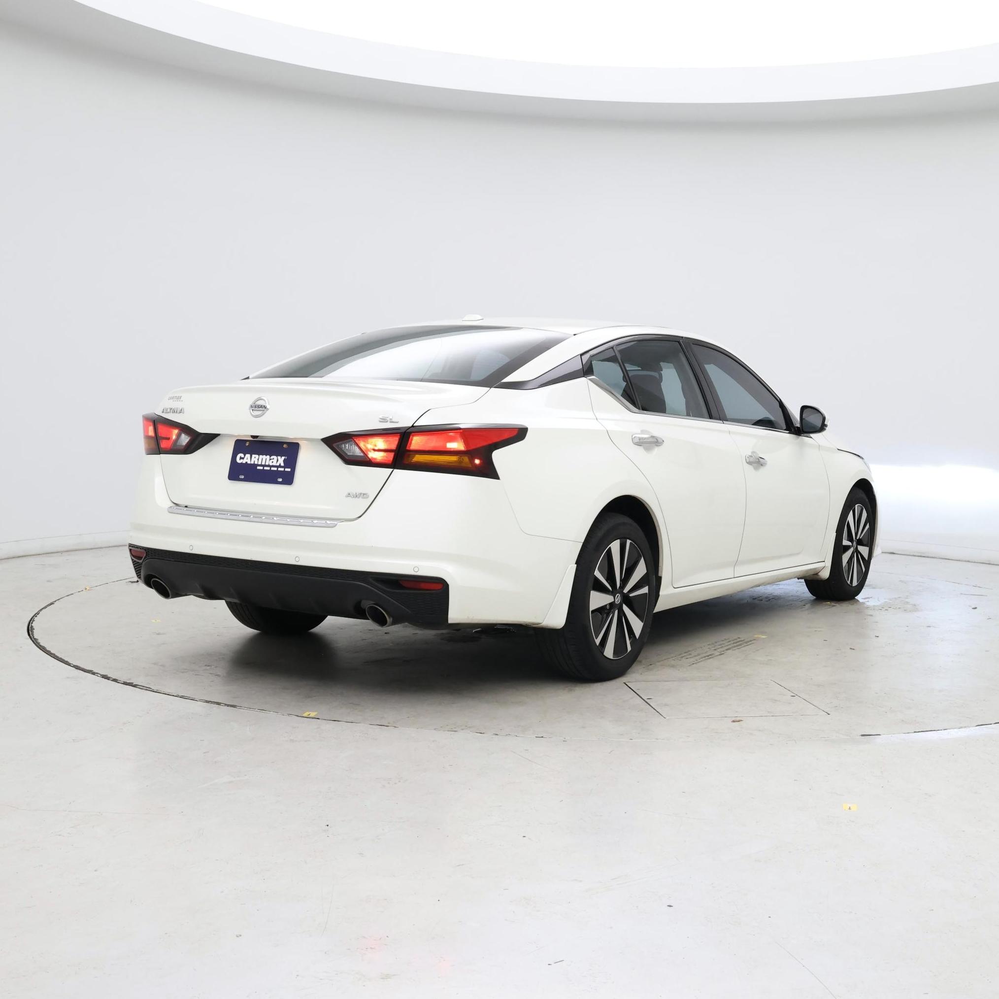 Thumbnail: 2020 Nissan Altima - 8