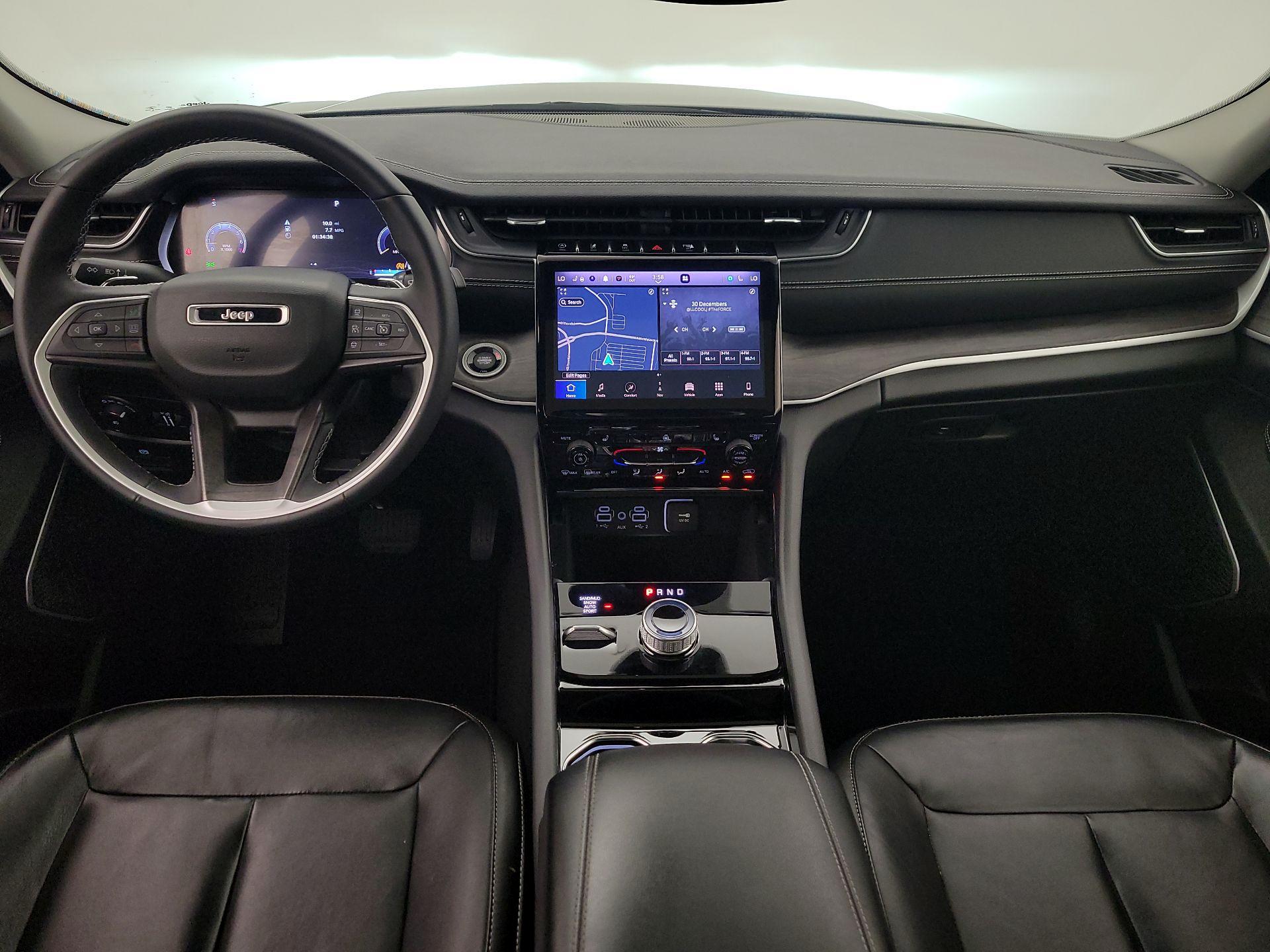 Thumbnail: 2022 Jeep Grand Cherokee - 9