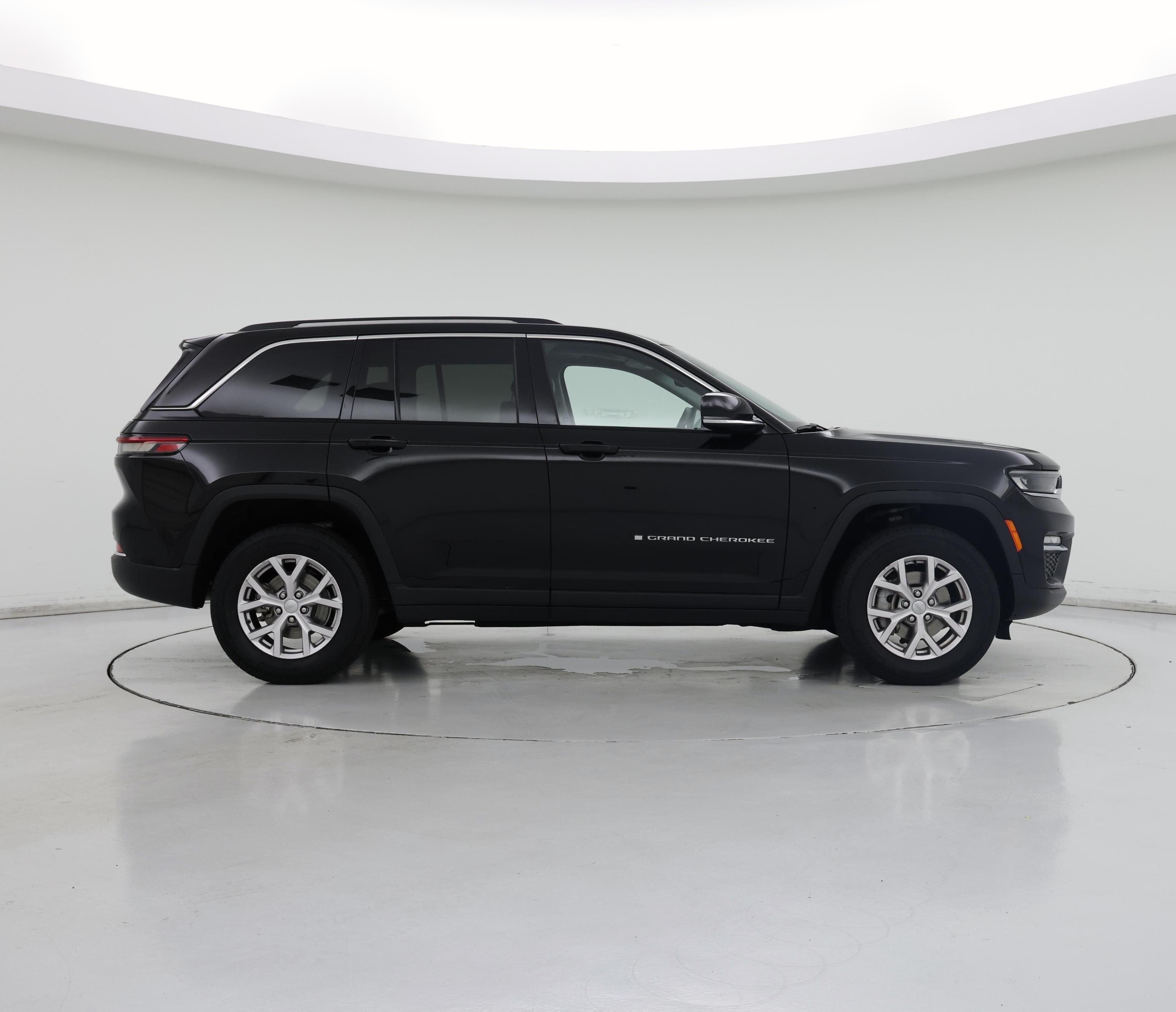 Thumbnail: 2022 Jeep Grand Cherokee - 7
