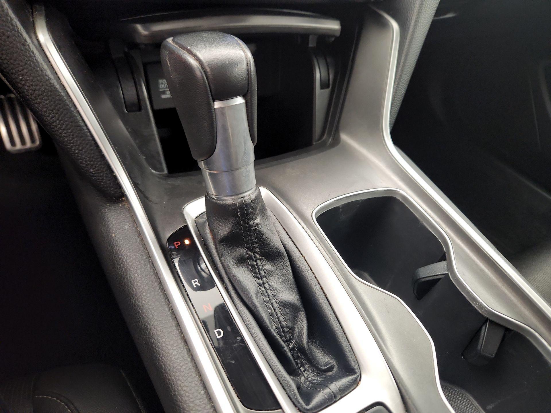 Thumbnail: 2022 Honda Accord - 17