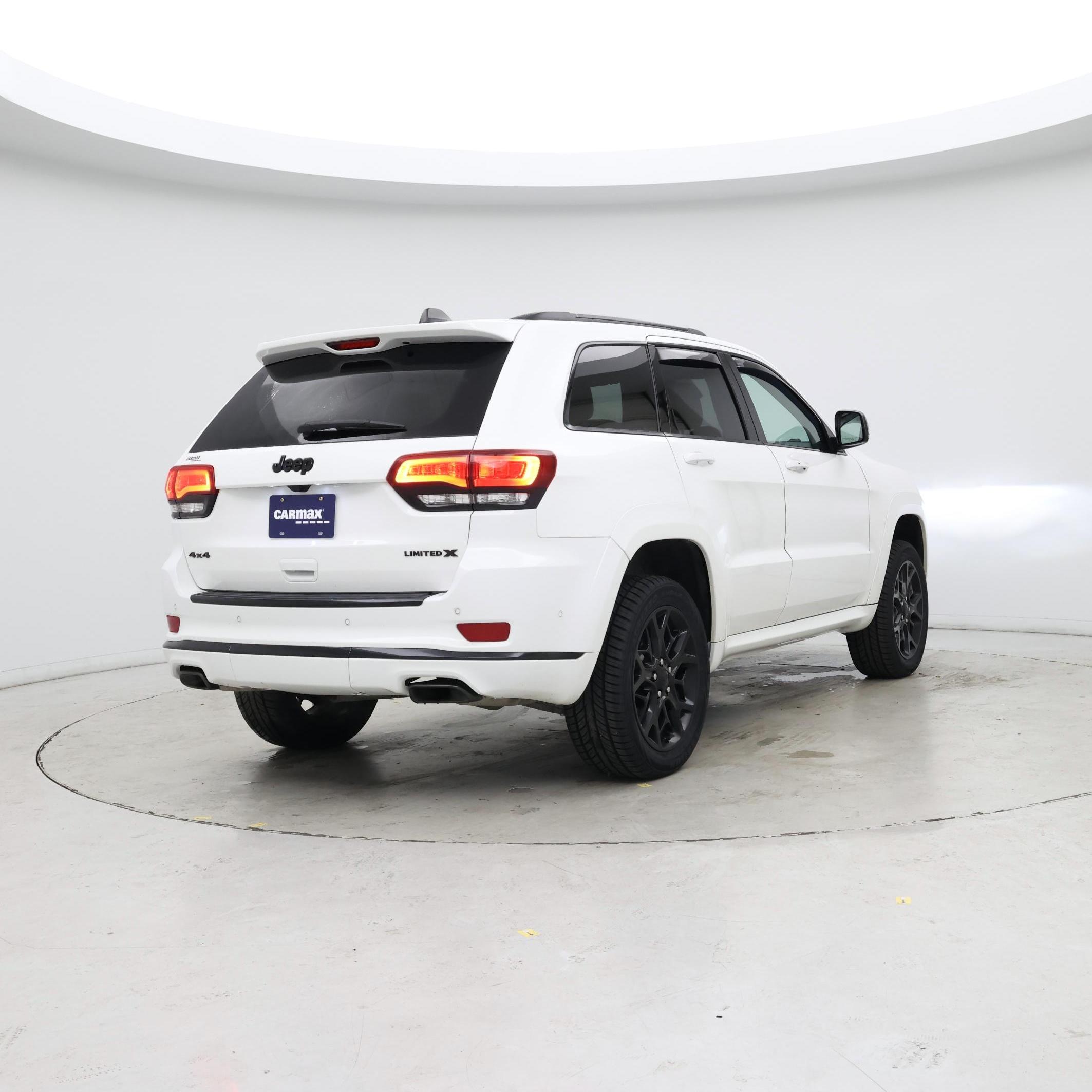 Thumbnail: 2021 Jeep Grand Cherokee - 8
