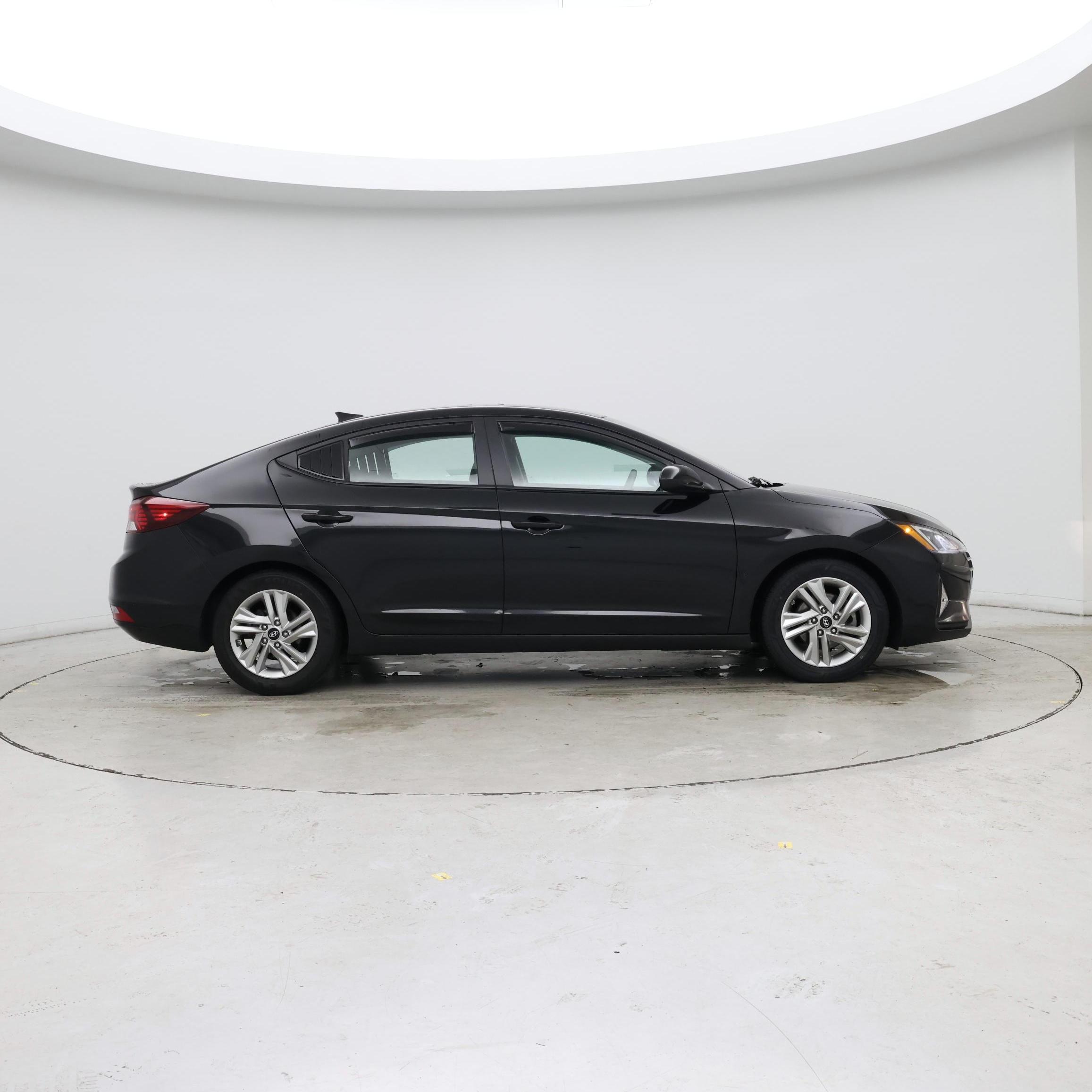 Thumbnail: 2020 Hyundai Elantra - 7