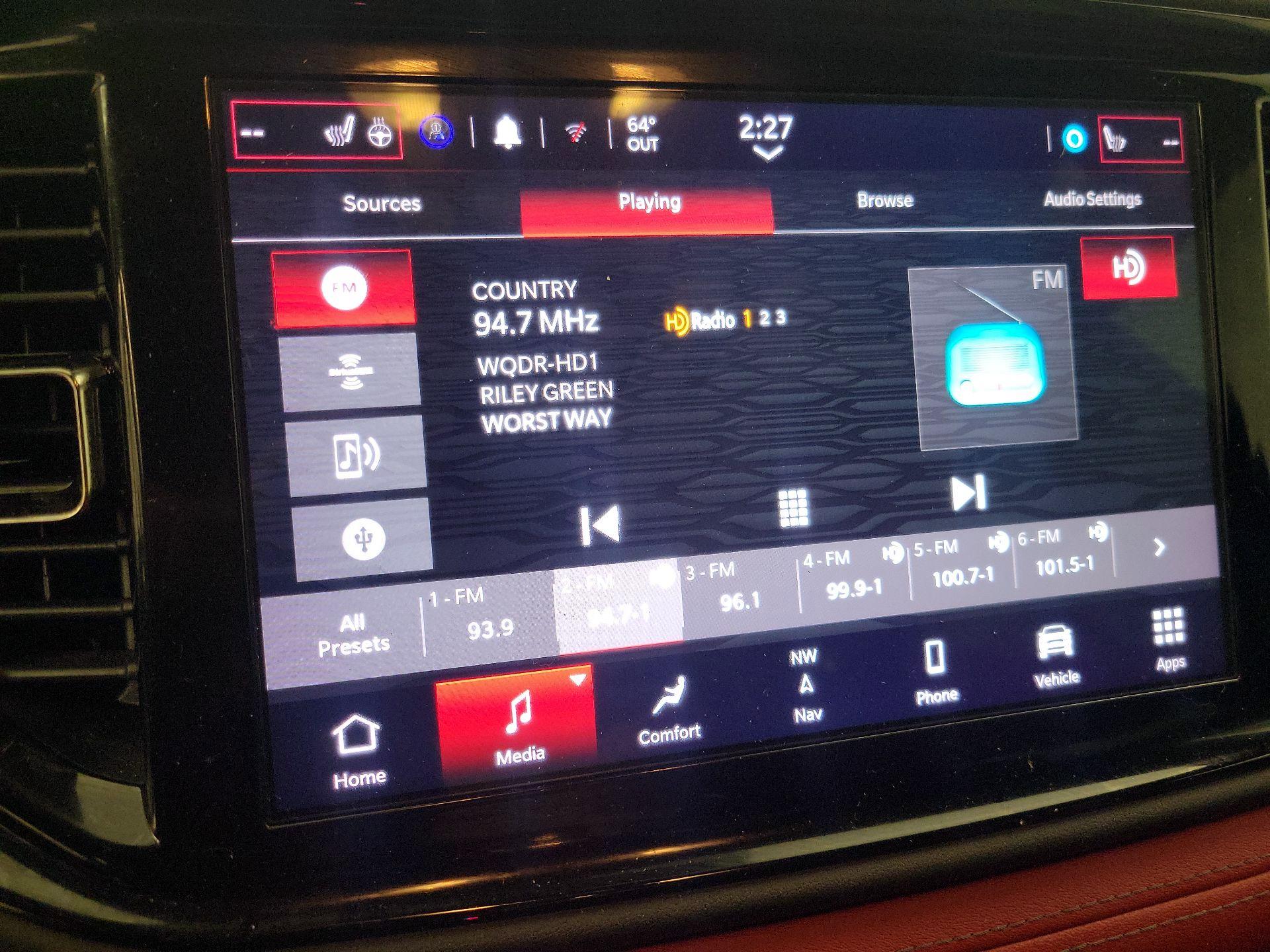 Thumbnail: 2022 Dodge Durango - 16