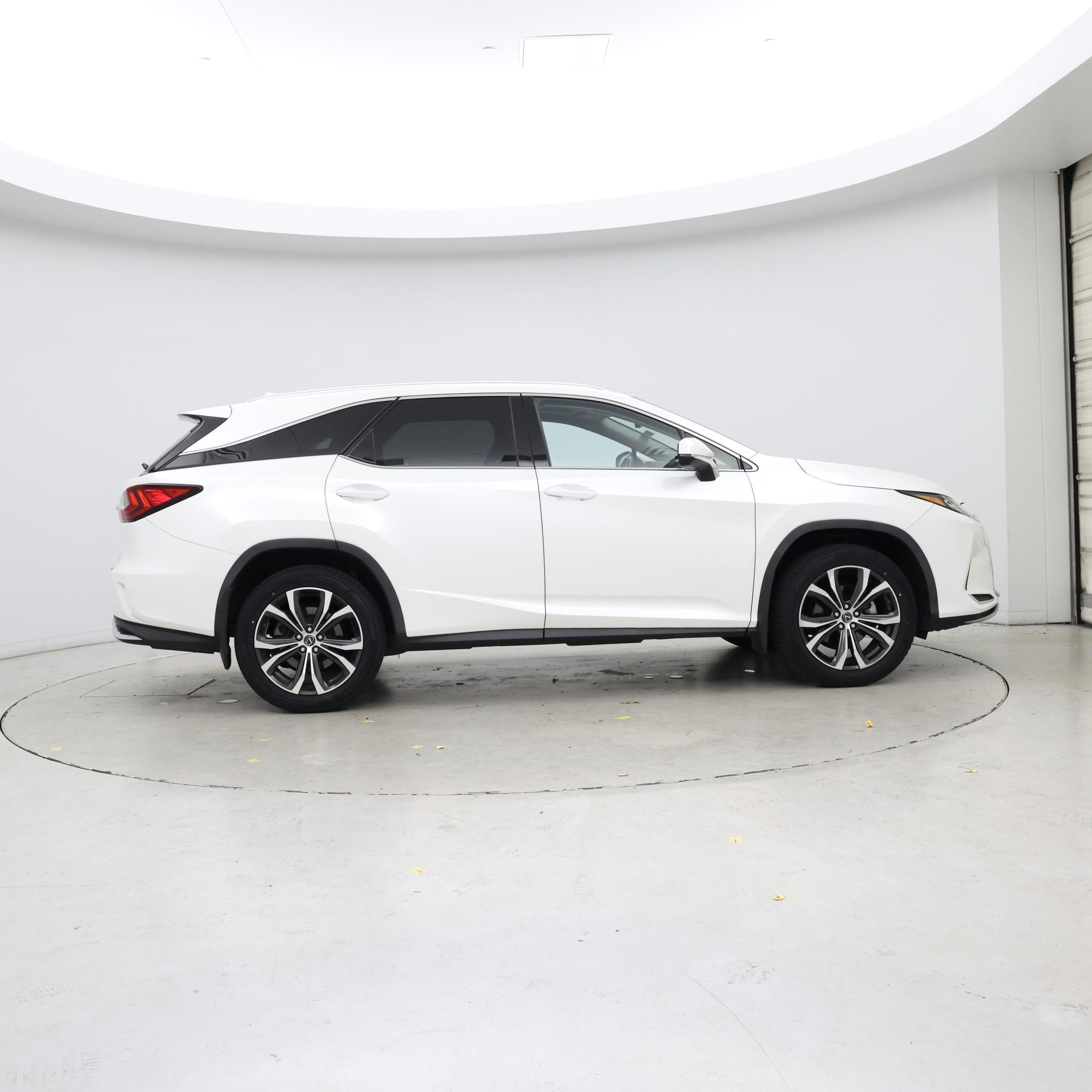 Thumbnail: 2020 Lexus RX - 7