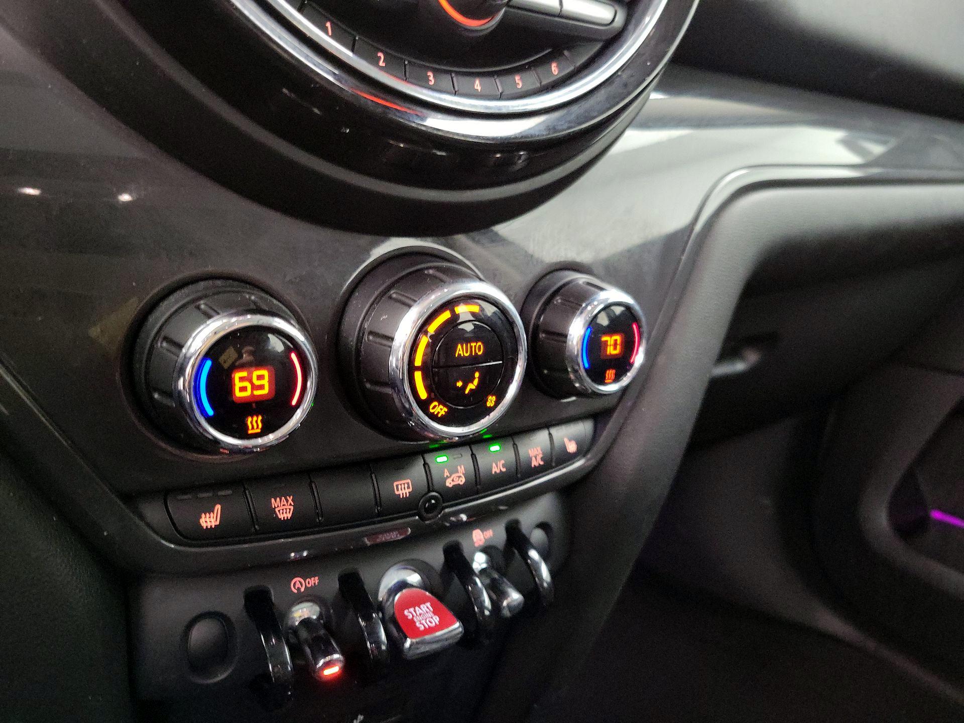 Thumbnail: 2020 MINI Cooper Countryman - 16