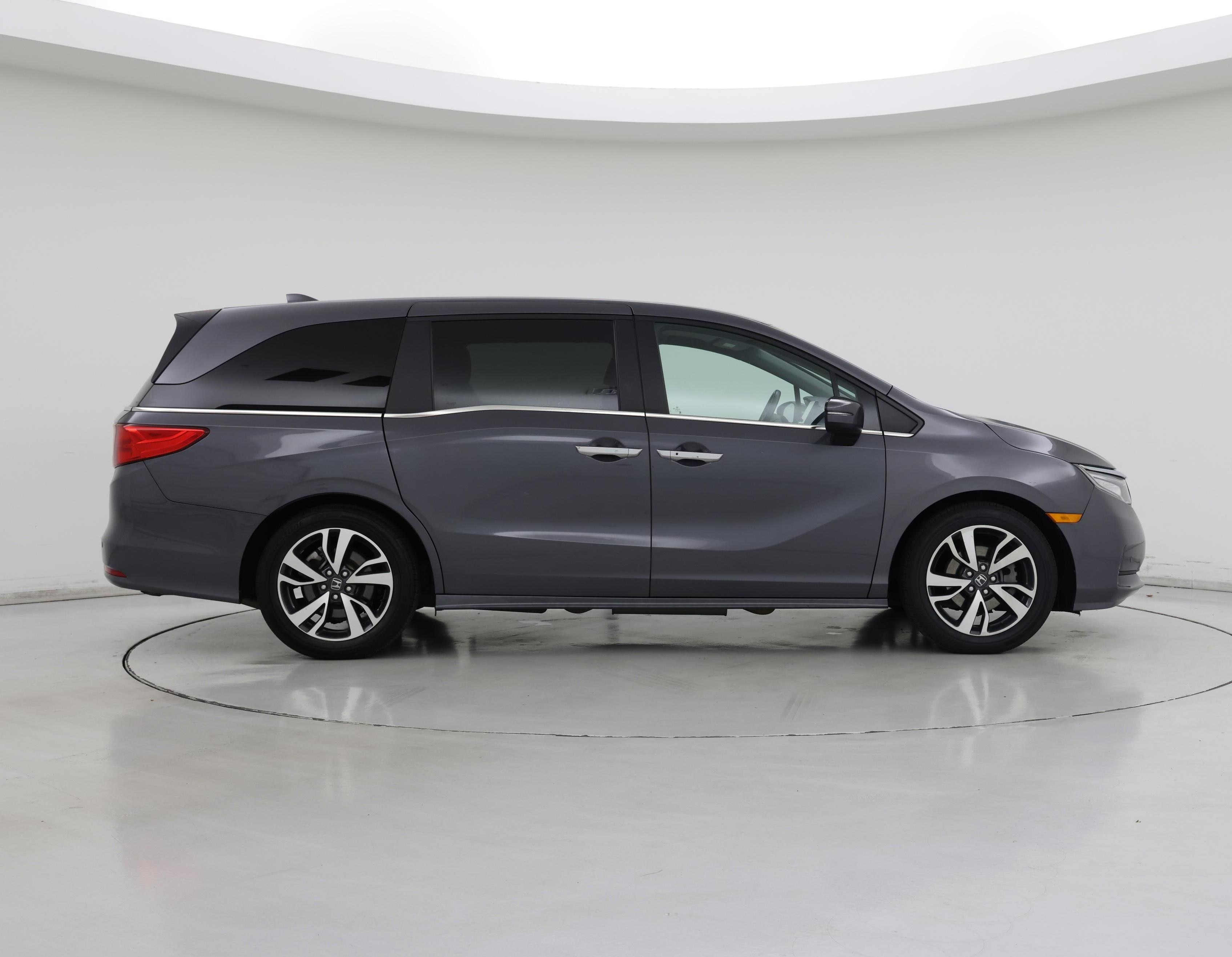 Thumbnail: 2023 Honda Odyssey - 7