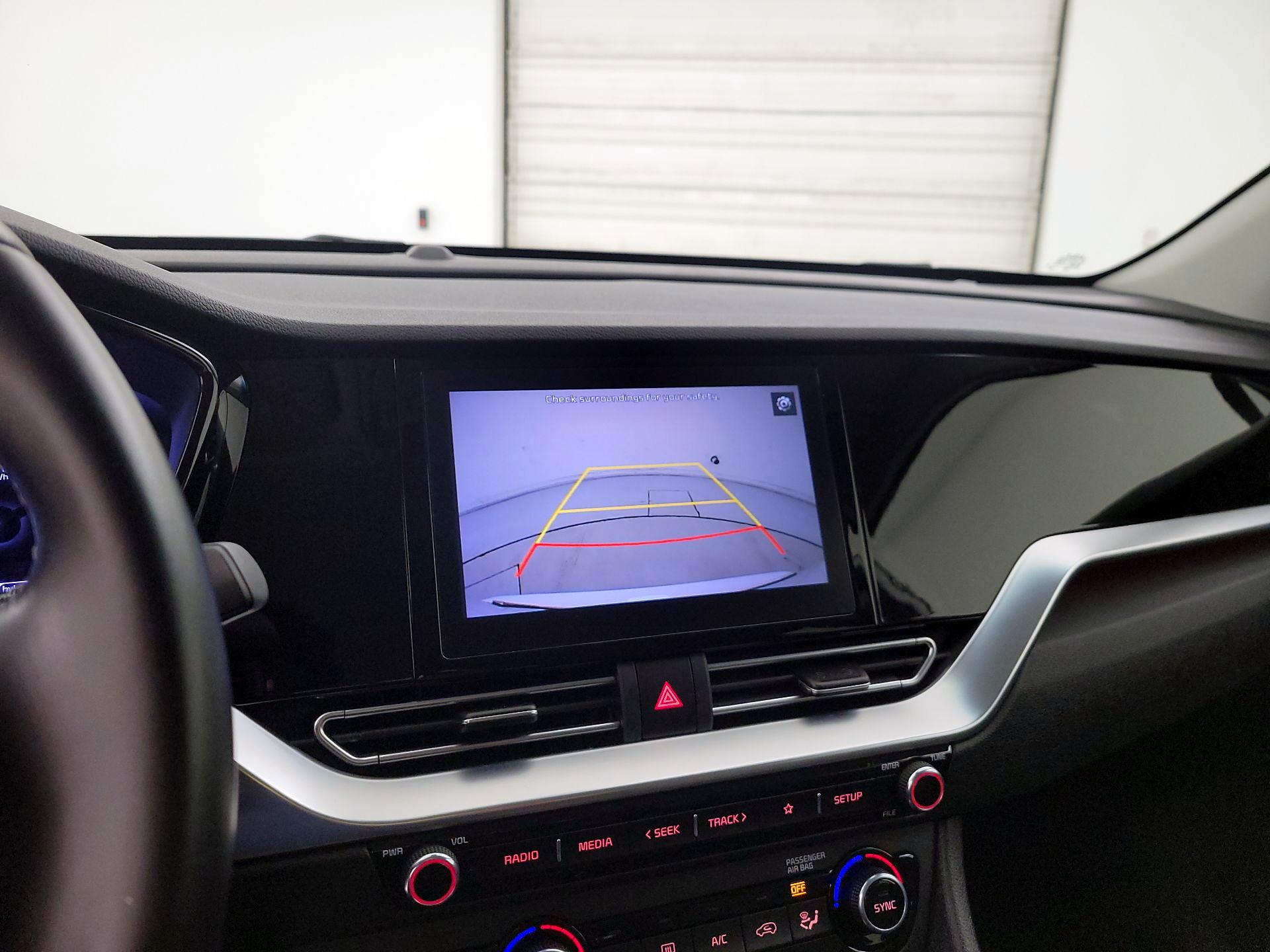 Thumbnail: 2022 Kia Niro - 12