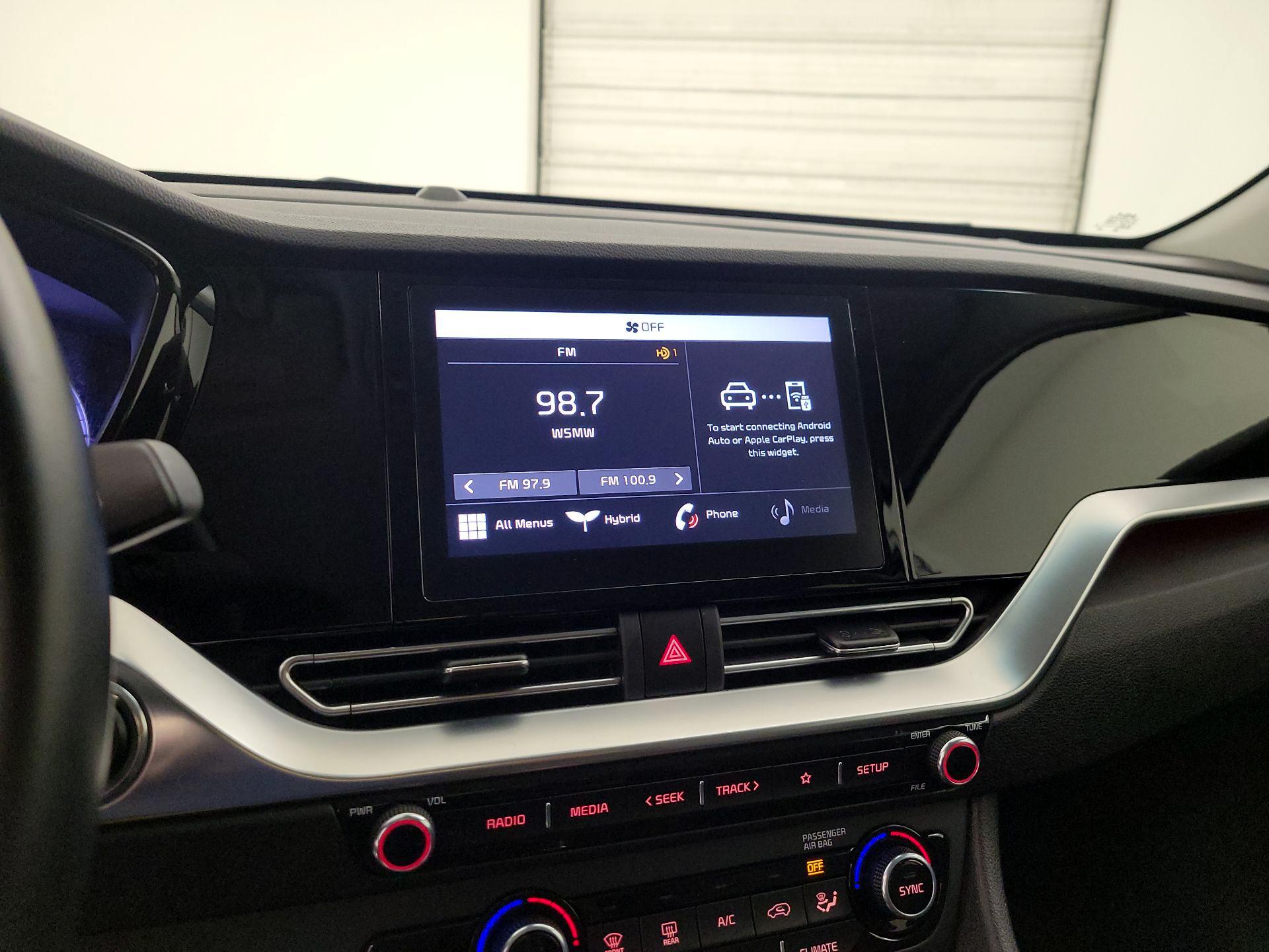 Thumbnail: 2022 Kia Niro - 13