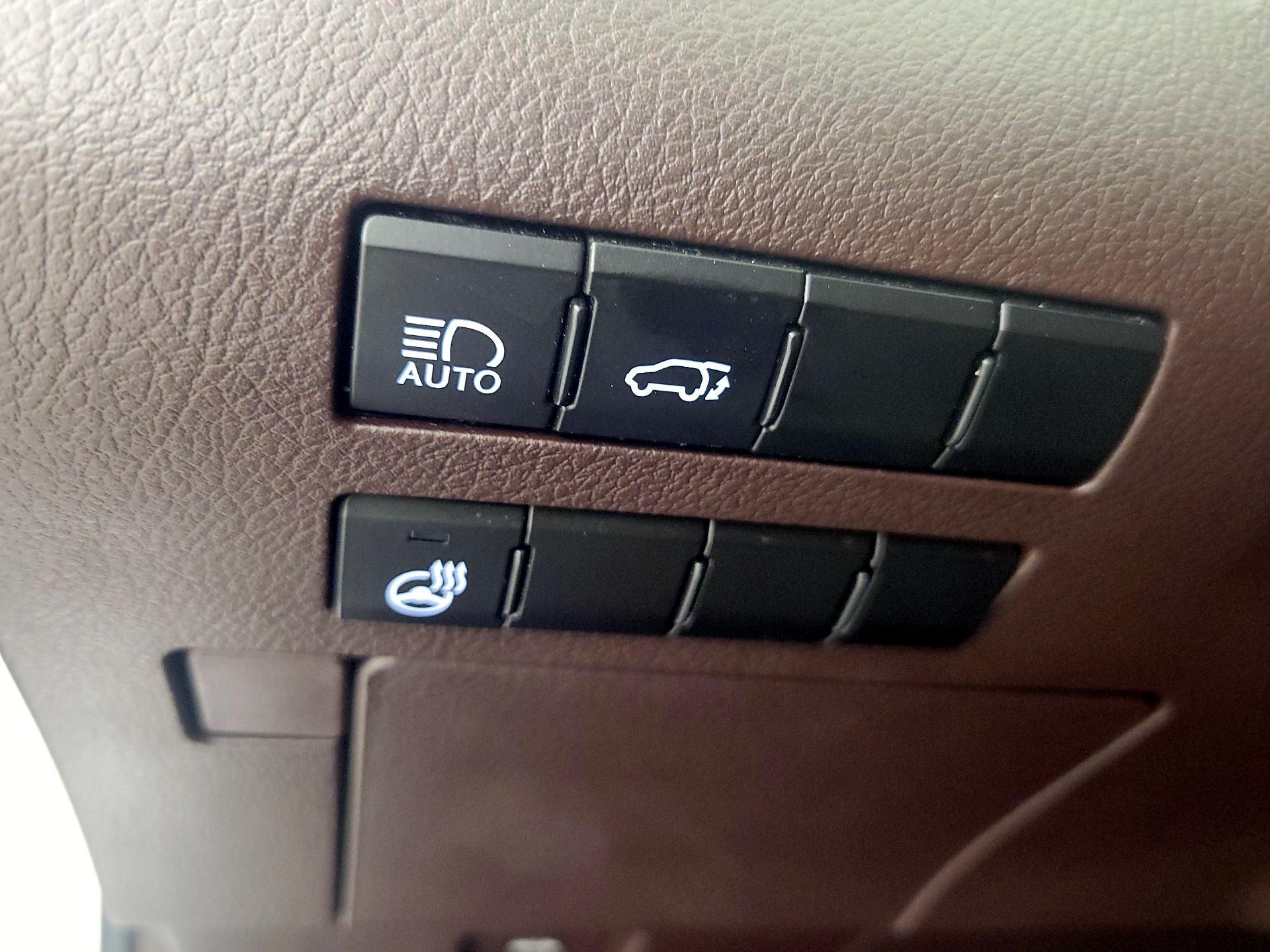 Thumbnail: 2020 Lexus RX - 13