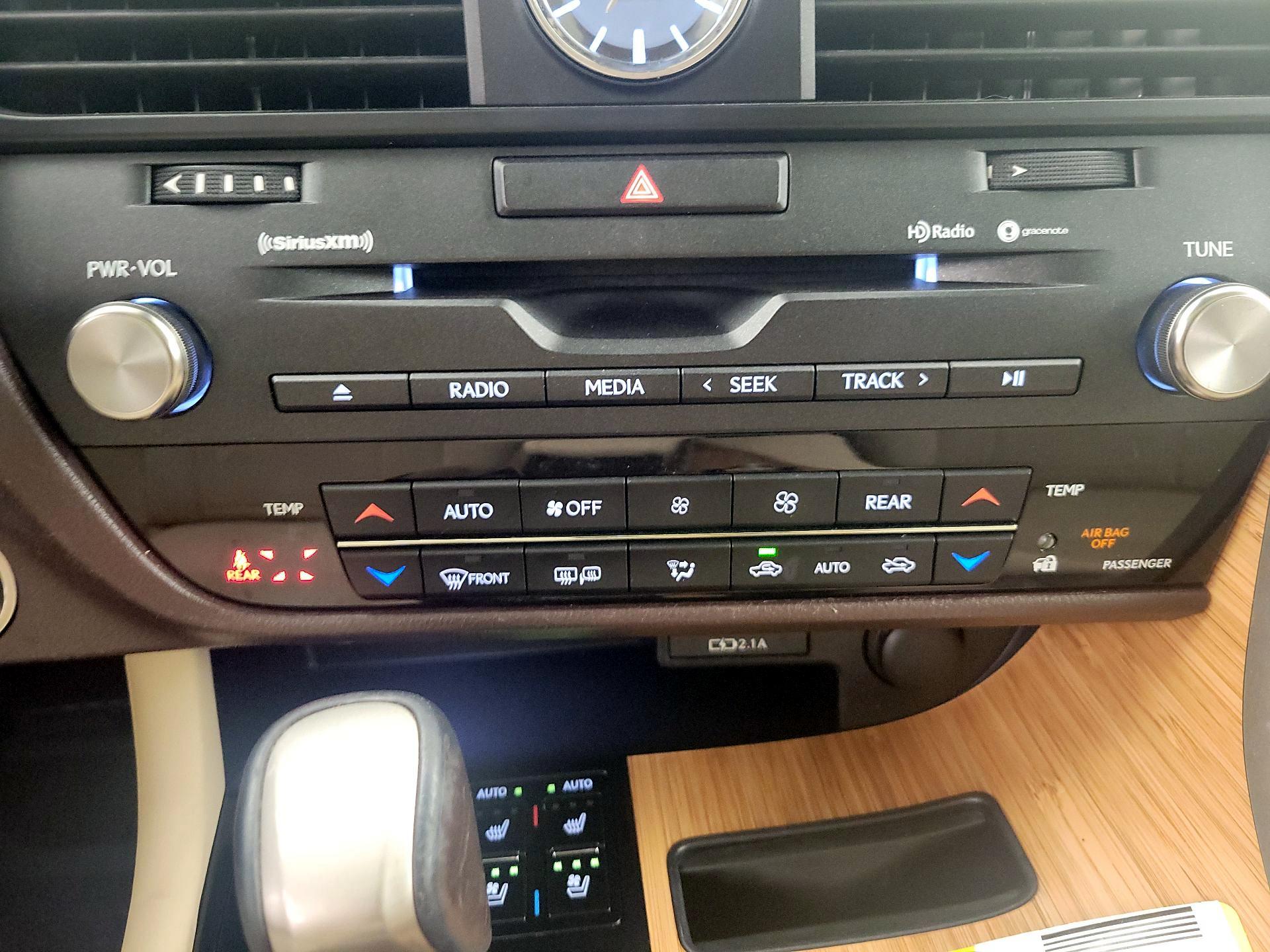 Thumbnail: 2020 Lexus RX - 17