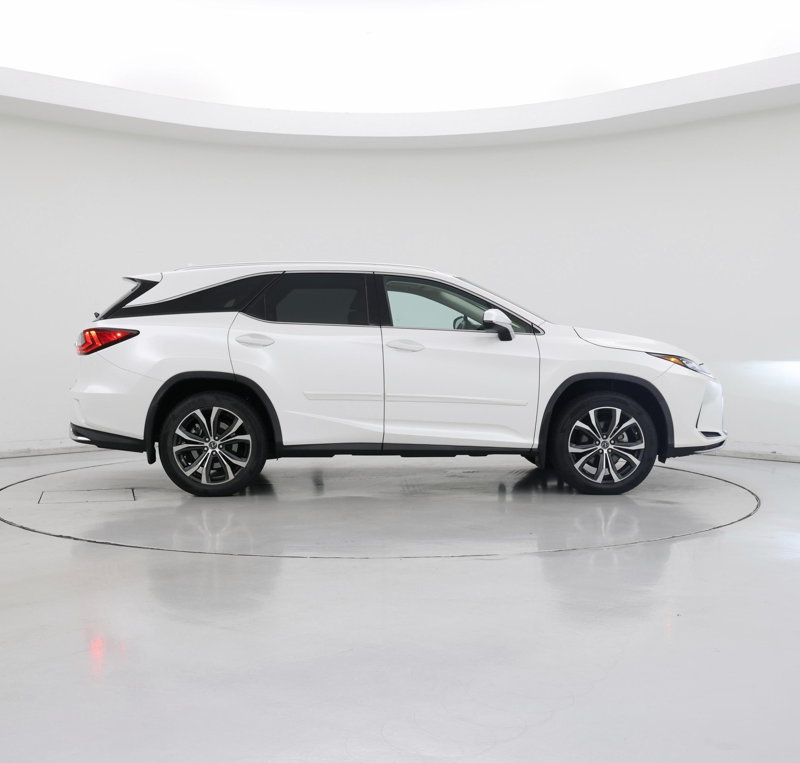 Thumbnail: 2020 Lexus RX - 7