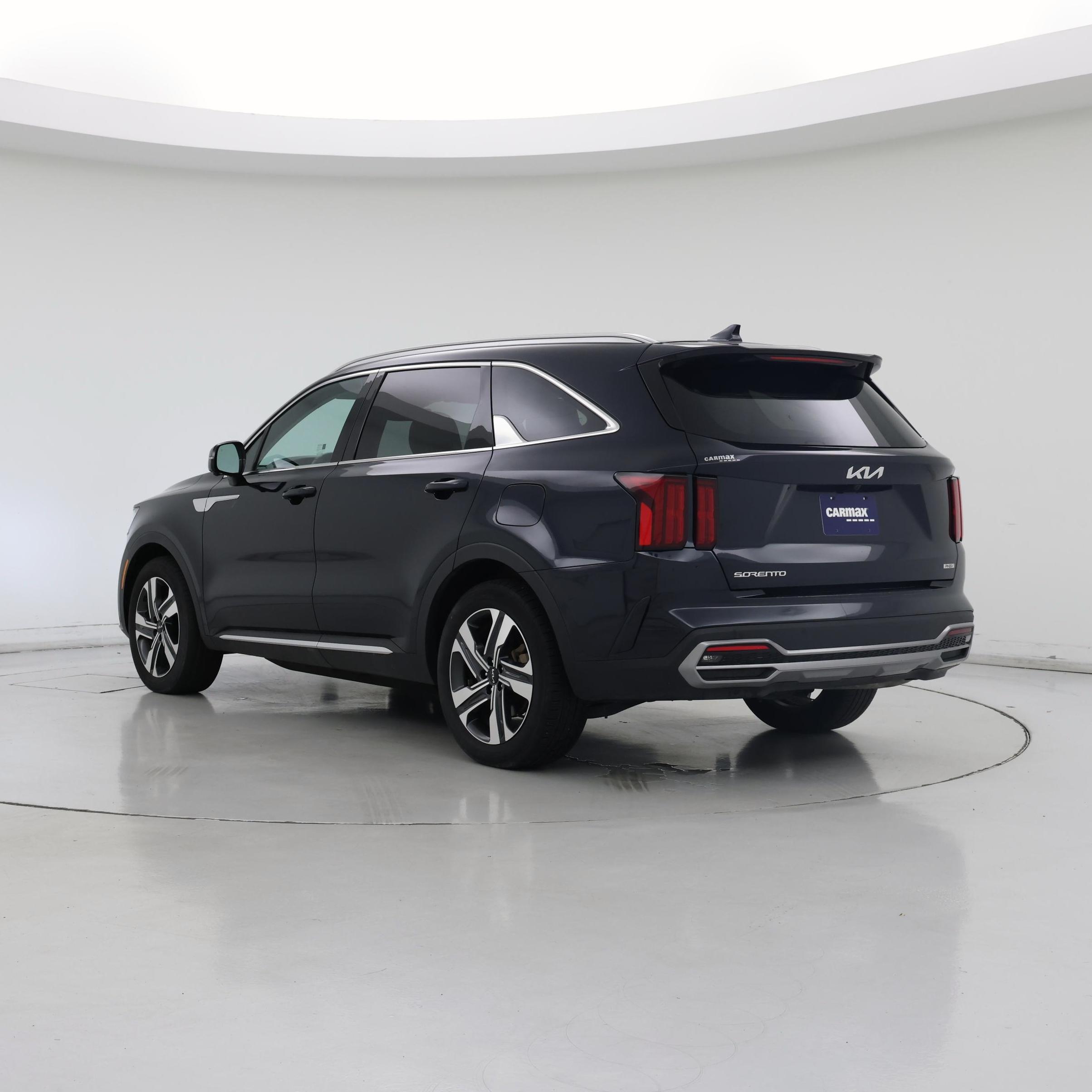 Thumbnail: 2023 Kia Sorento - 2