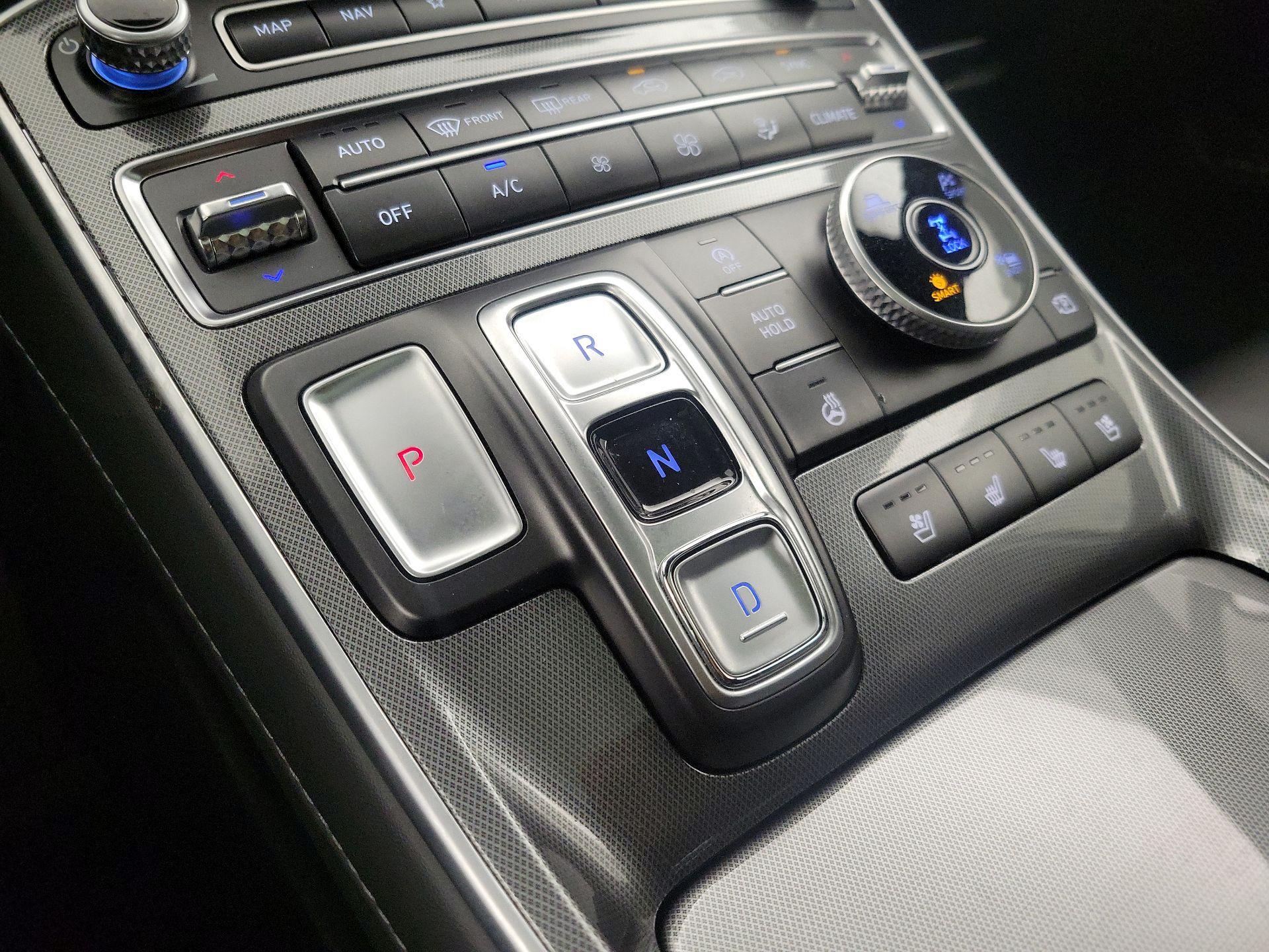 Thumbnail: 2023 Hyundai Santa Fe - 17