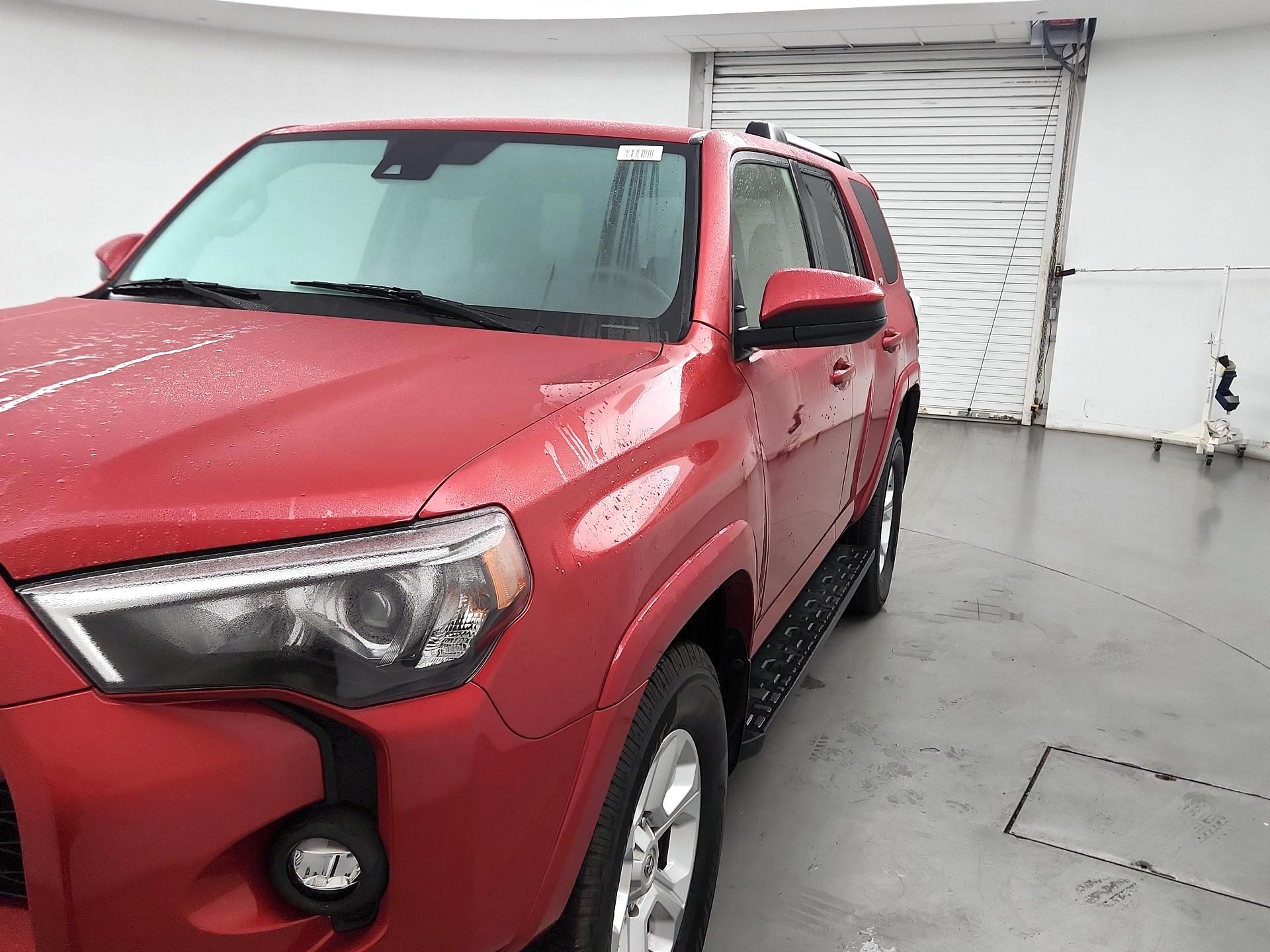 Thumbnail: 2021 Toyota 4Runner - 3