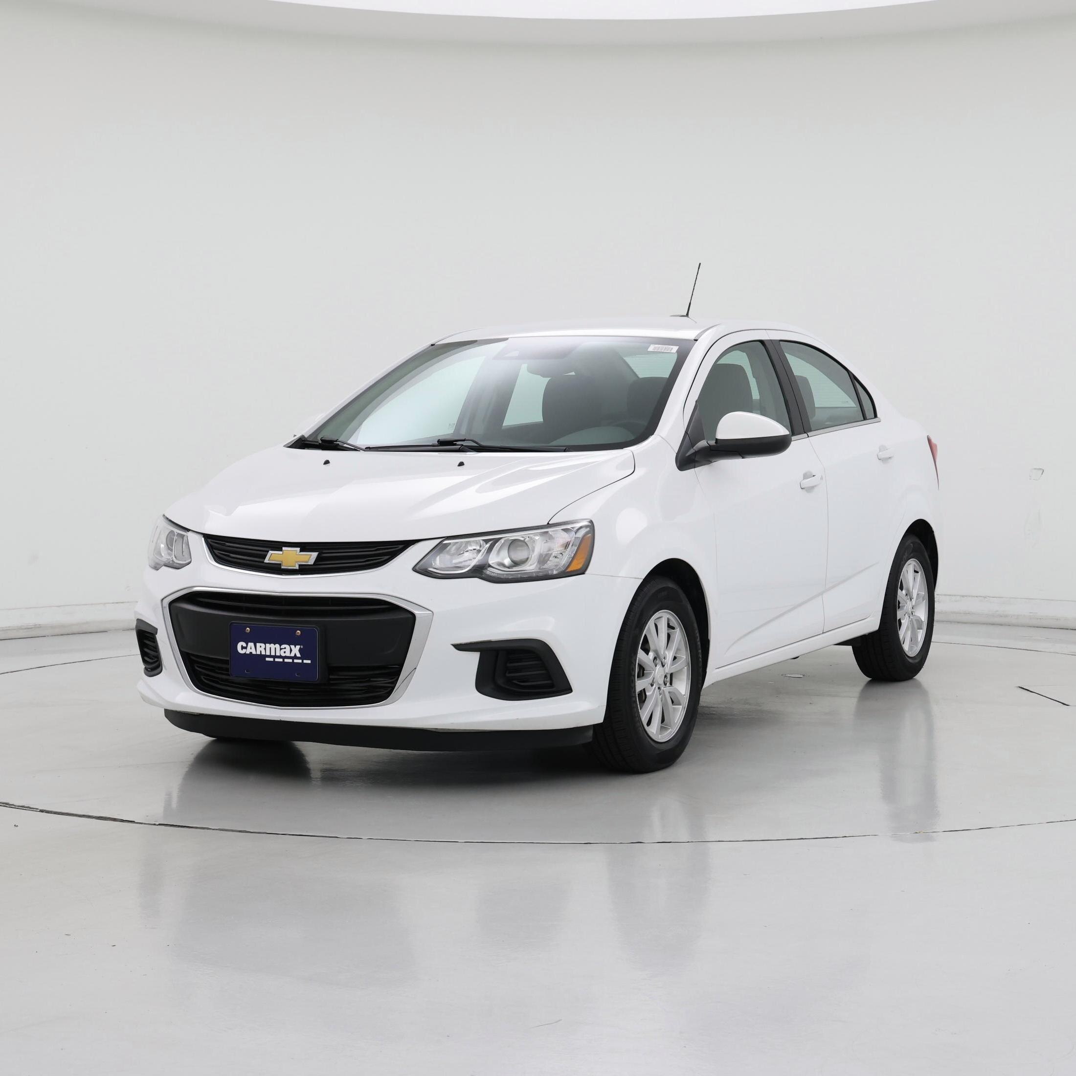 Thumbnail: 2020 Chevrolet Sonic - 4