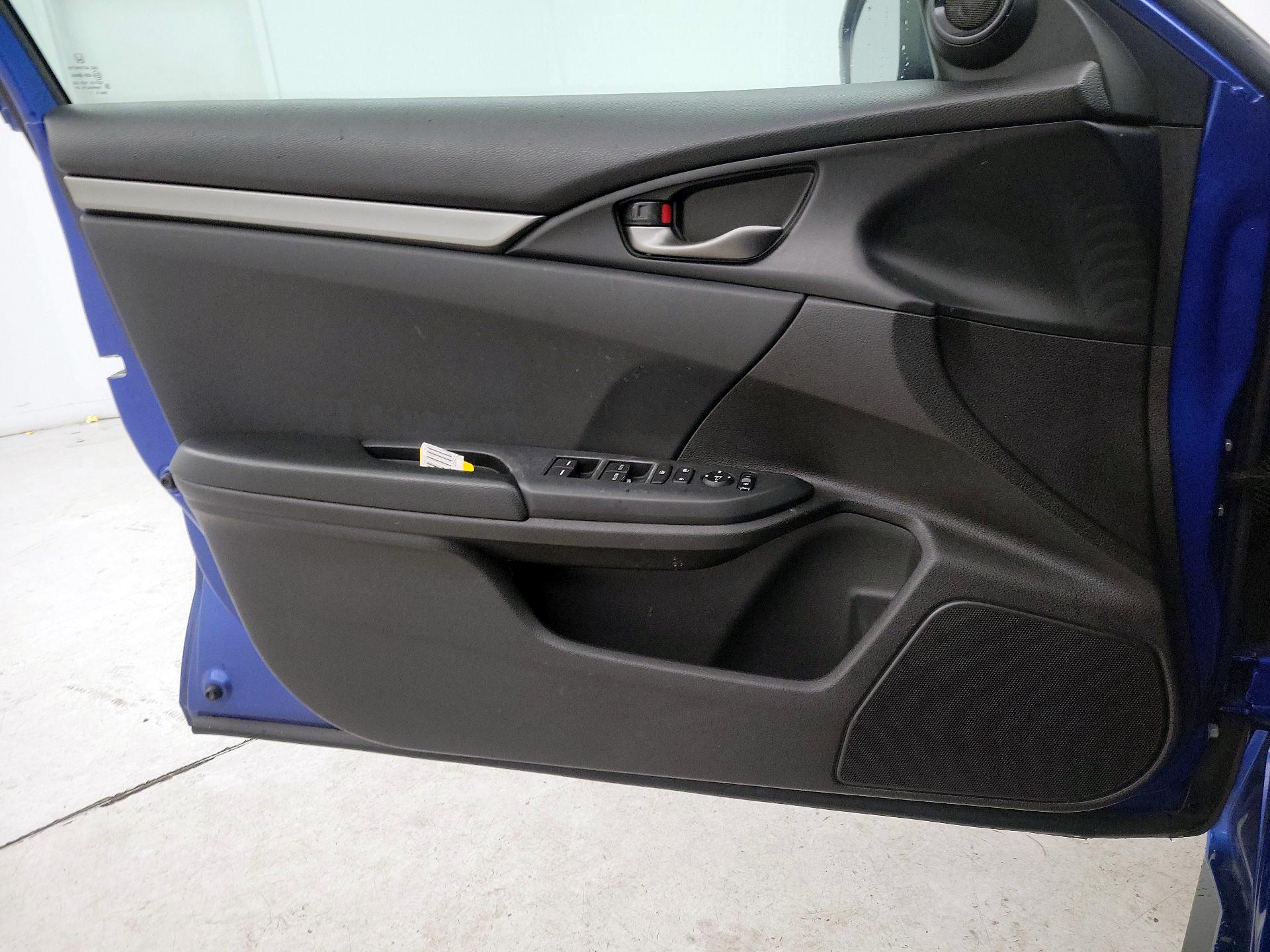 Thumbnail: 2020 Honda Civic - 12