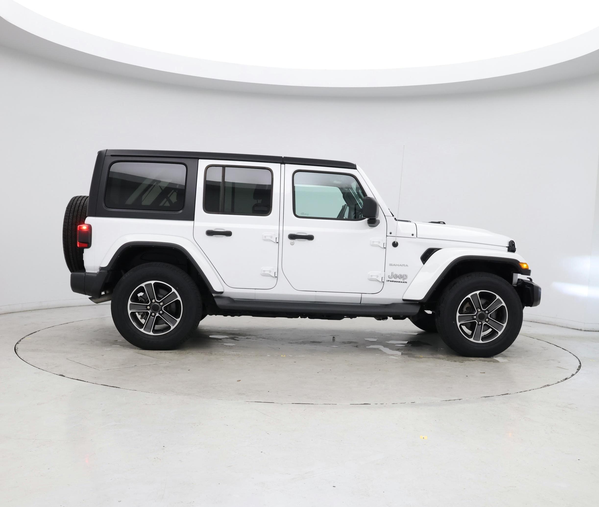 Thumbnail: 2023 Jeep Wrangler - 7
