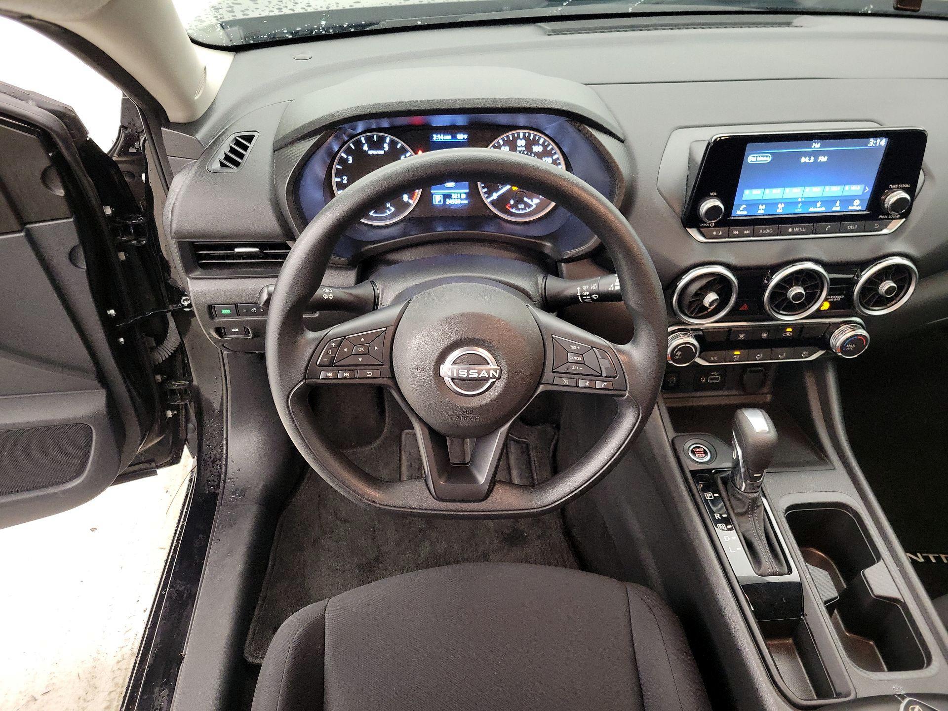 Thumbnail: 2022 Nissan Altima - 10