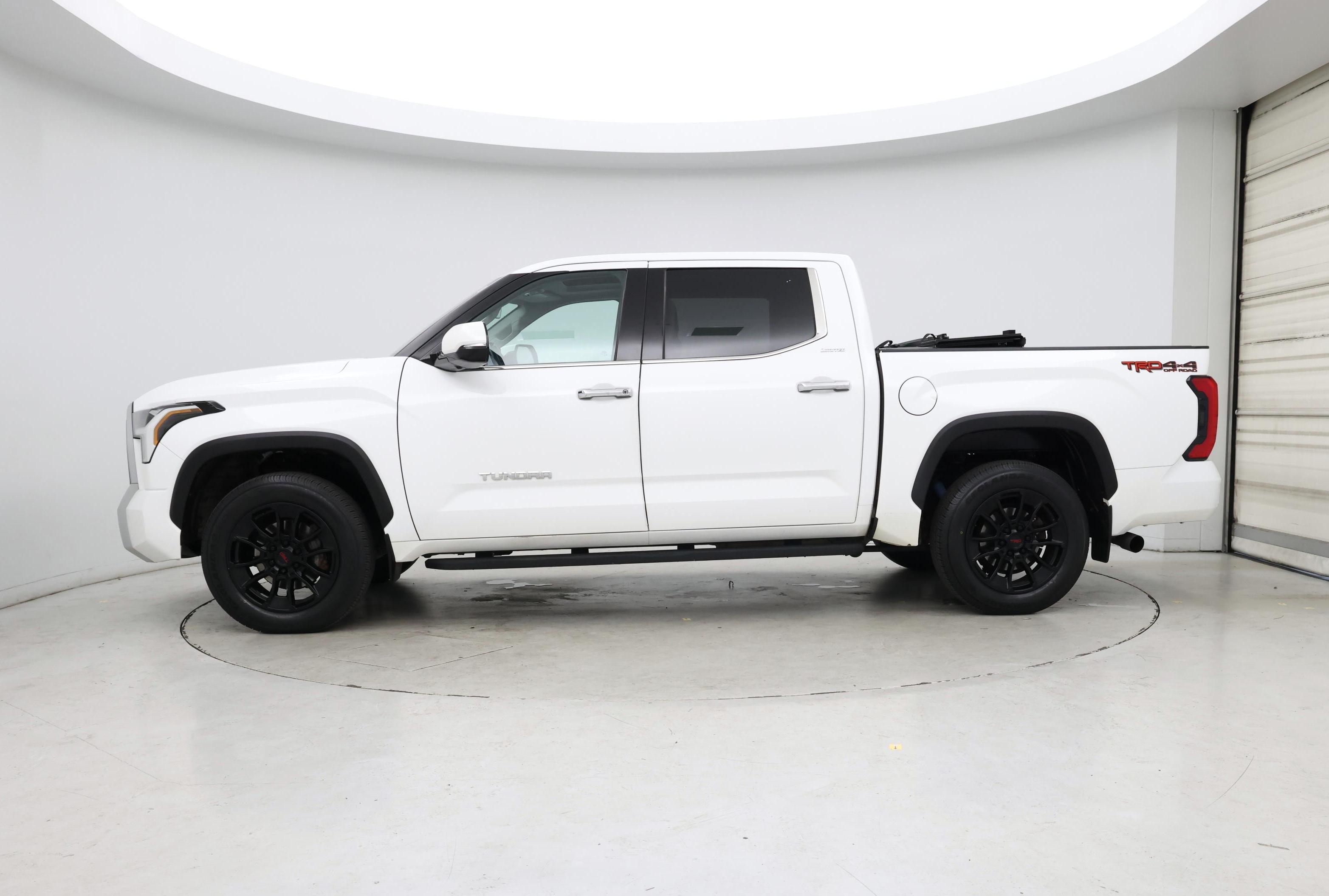 Thumbnail: 2022 Toyota Tundra - 3