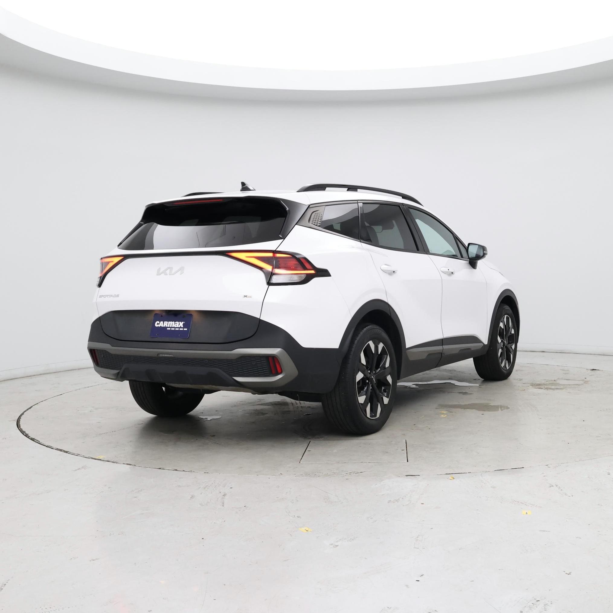Thumbnail: 2023 Kia Sportage - 8