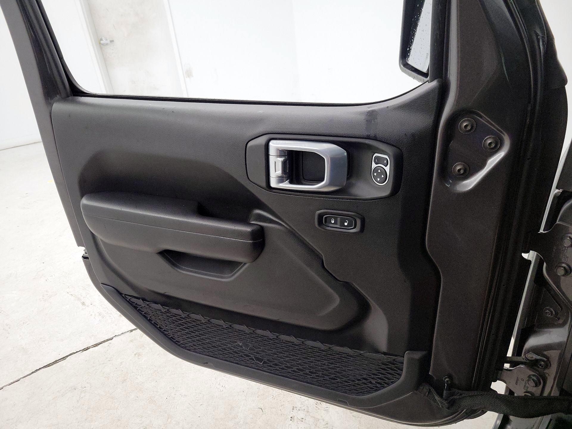 Thumbnail: 2021 Jeep Wrangler - 12