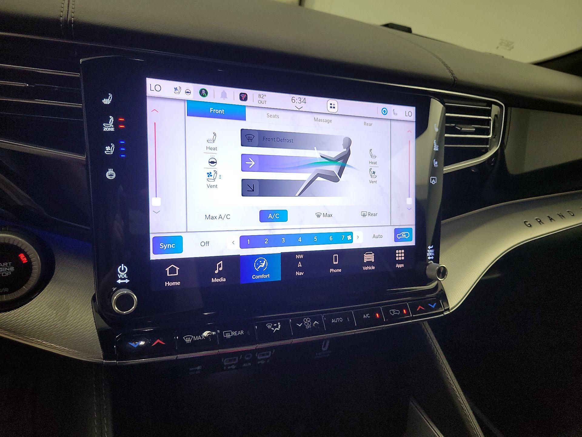 Thumbnail: 2022 Jeep Grand Wagoneer - 16