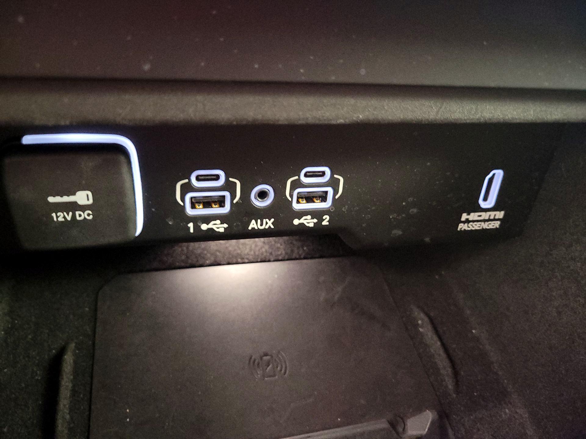 Thumbnail: 2022 Jeep Grand Wagoneer - 18