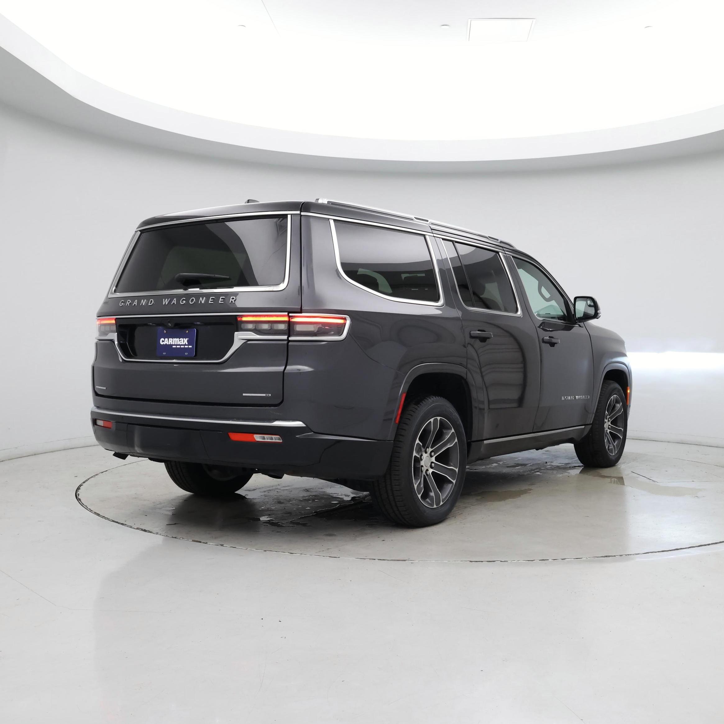 Thumbnail: 2022 Jeep Grand Wagoneer - 8