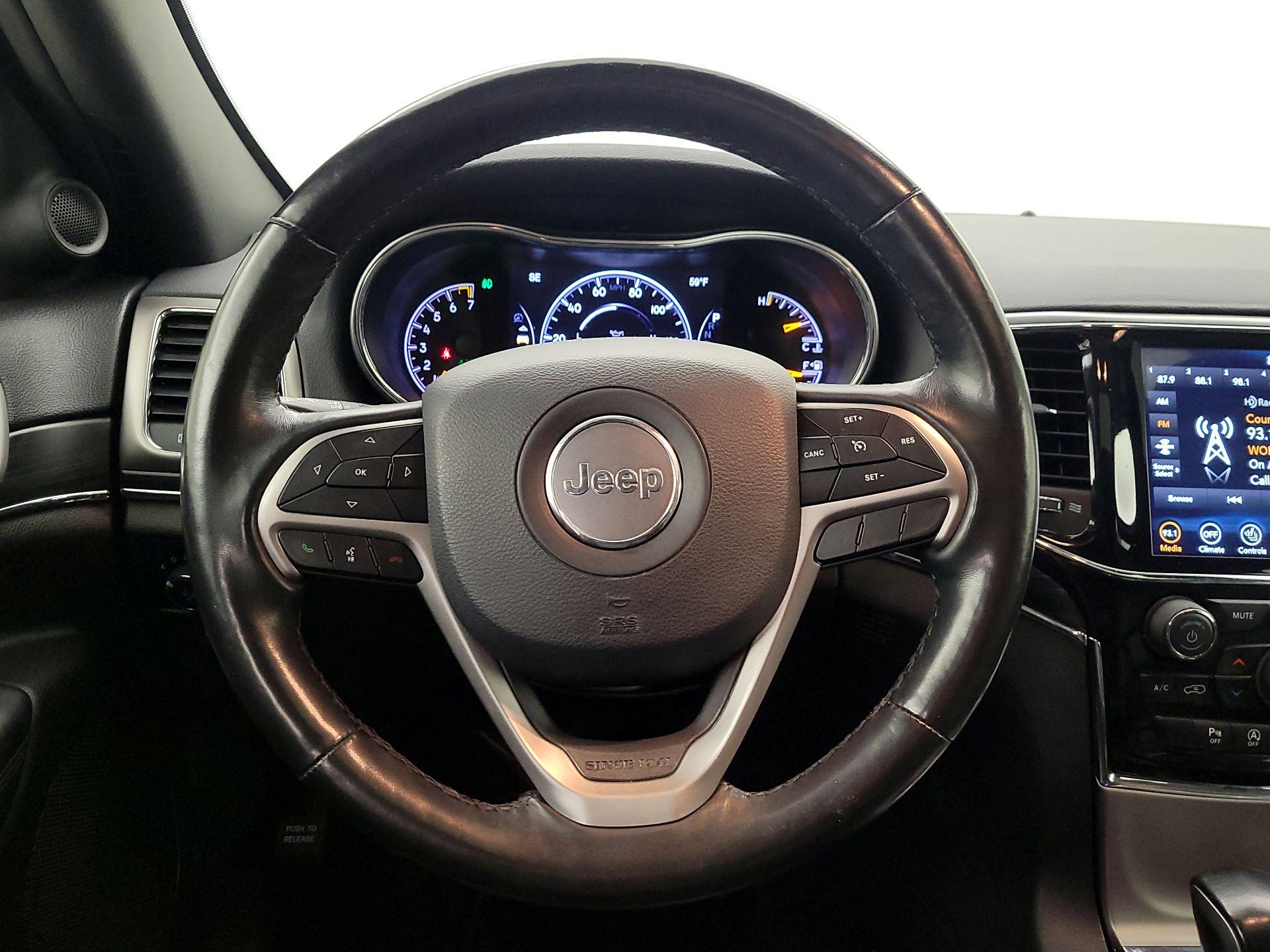 Thumbnail: 2020 Jeep Grand Cherokee - 10